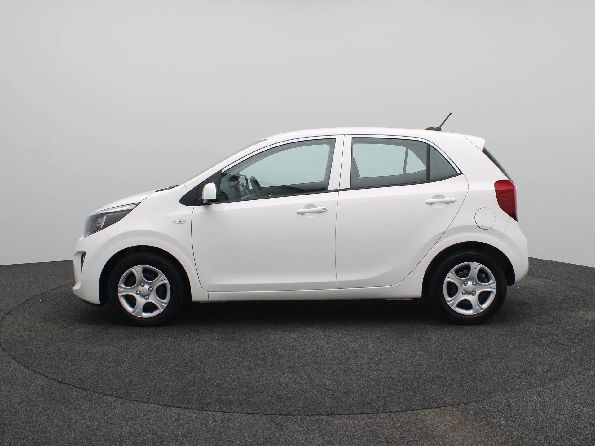 Kia-Picanto-image-5
