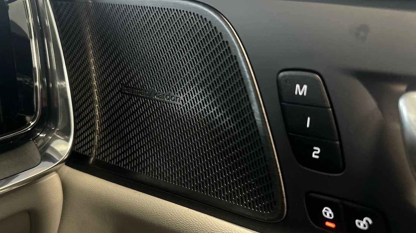Volvo-V60-image-24