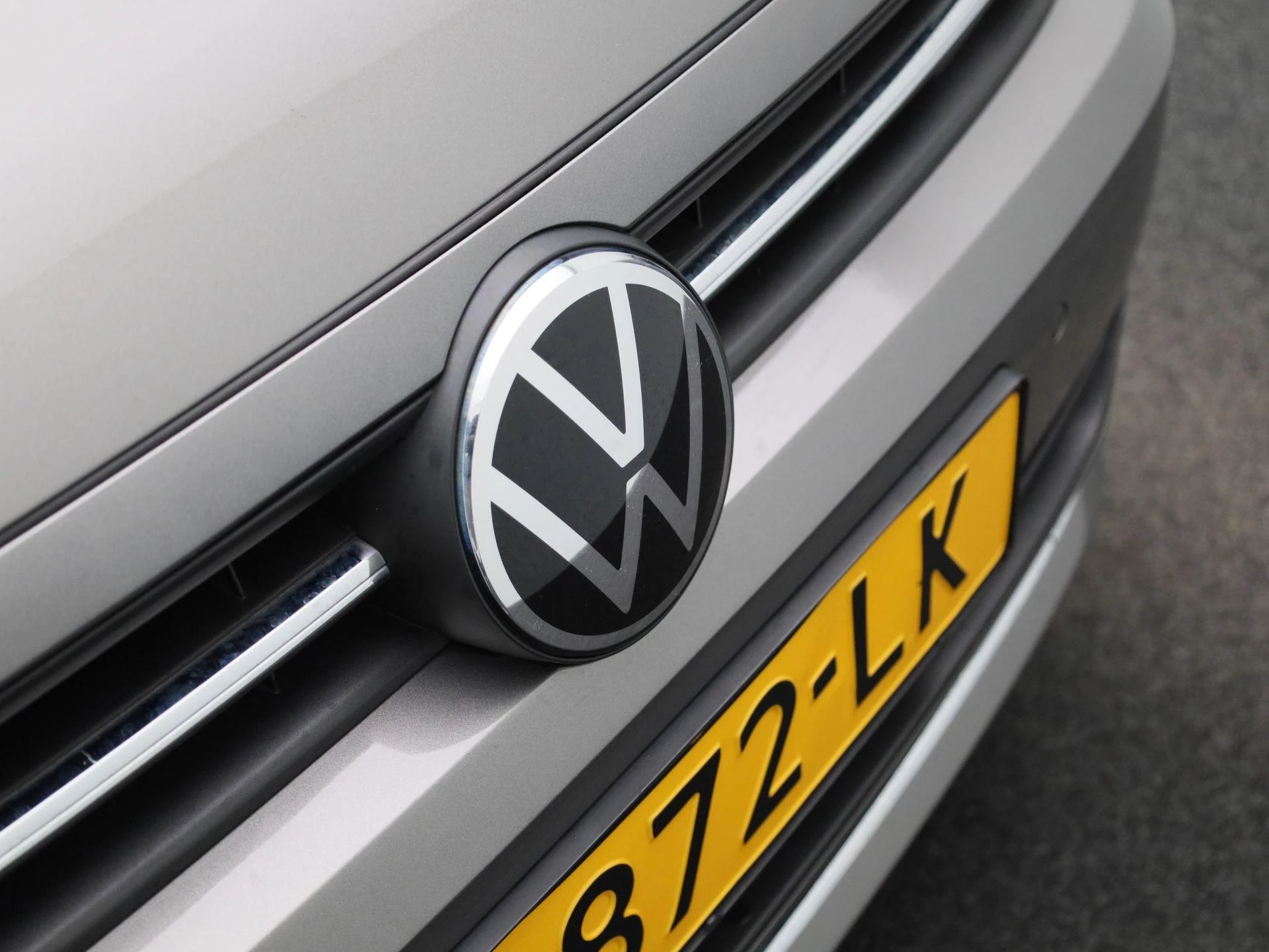 Volkswagen-Polo-image-32