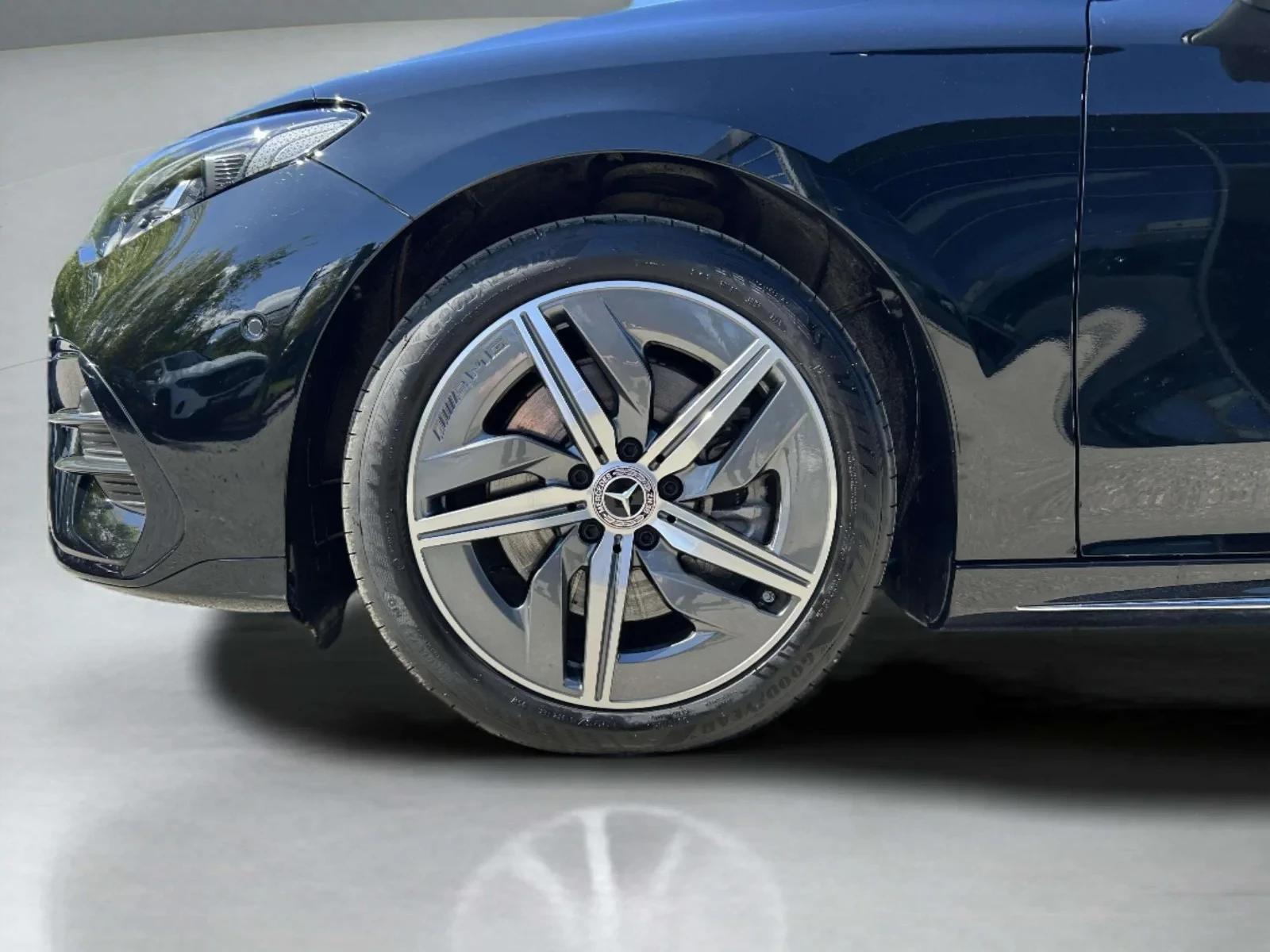 Mercedes-Benz-CLA-image-8