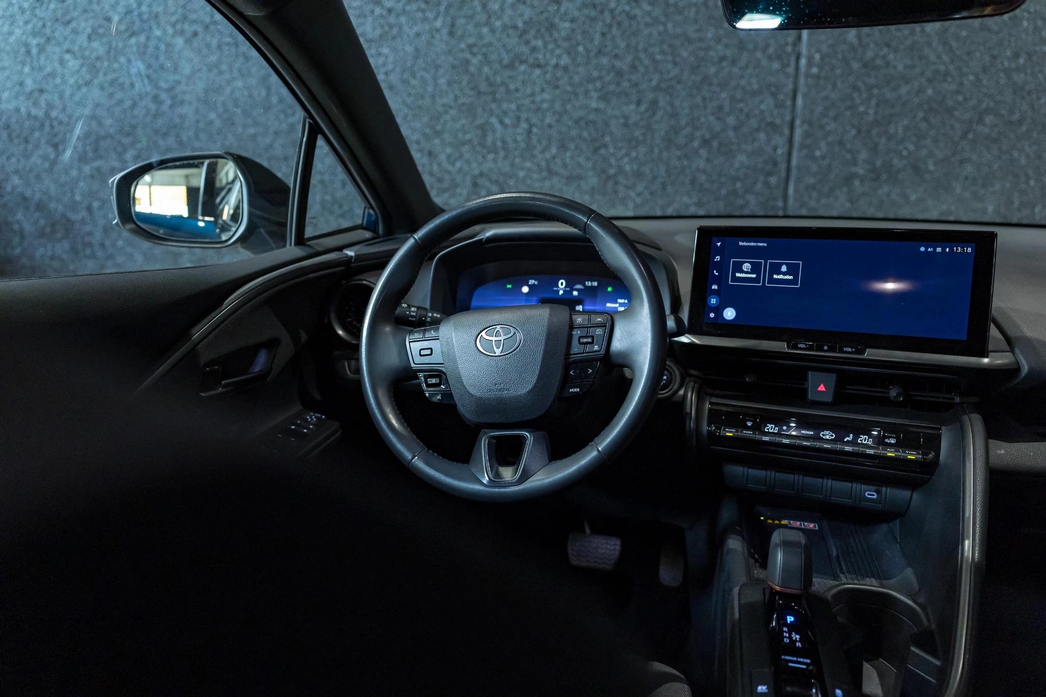 Toyota C-HR 1.8 VVT i-Hybrid C-Lub Mono-Tone E-CVT