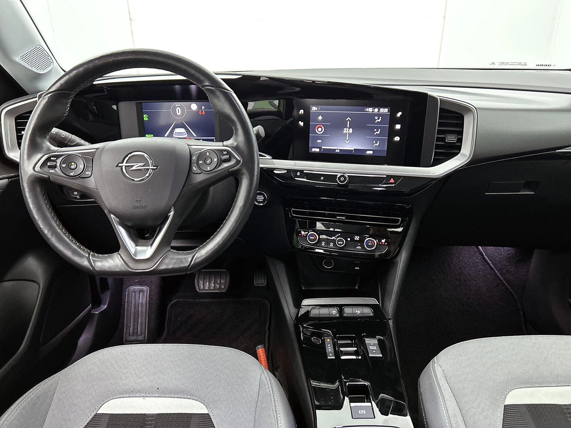 Opel Mokka-e Elegance 50-kWh 11kw bl.