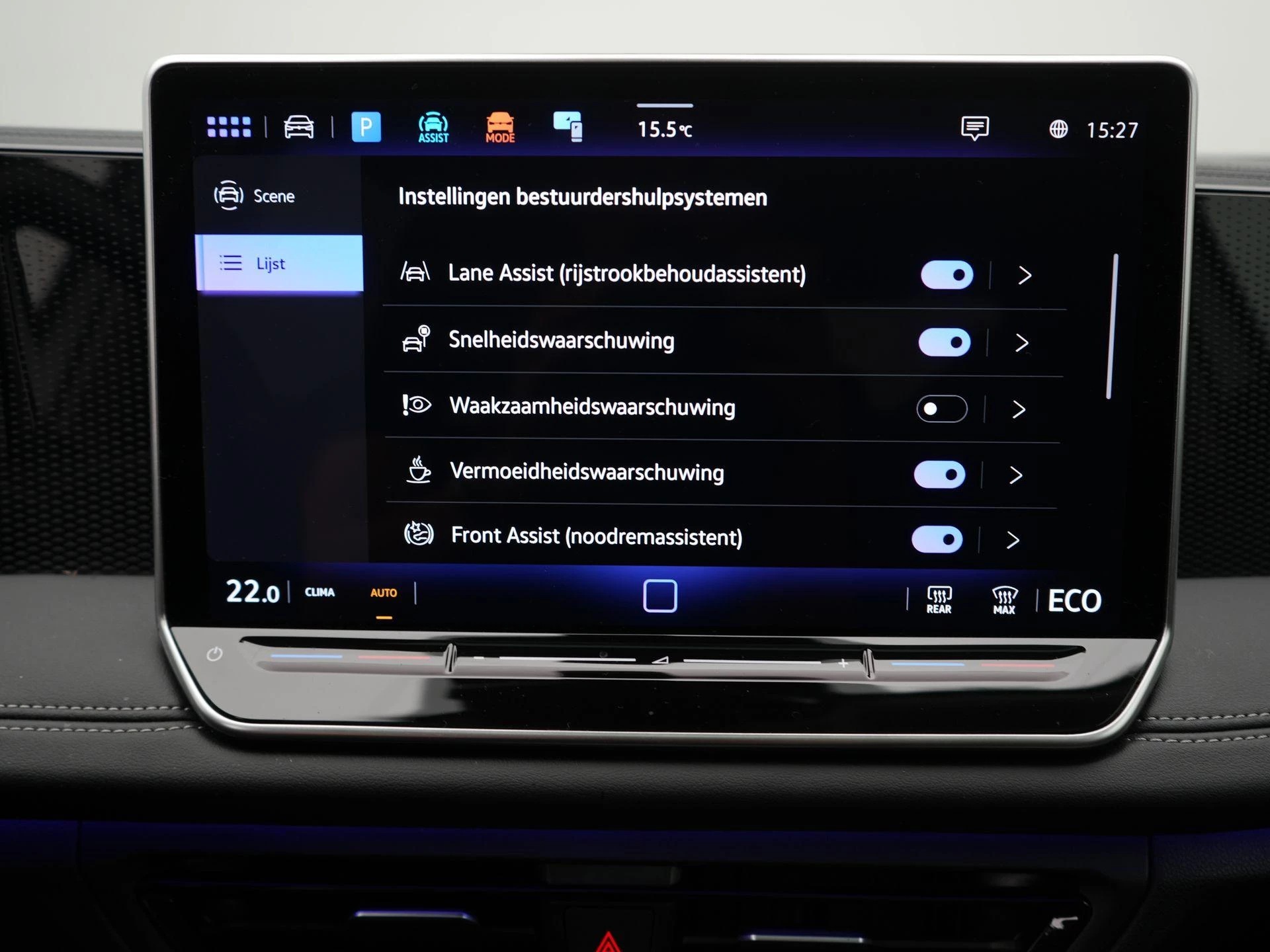 Volkswagen-Tiguan-image-22