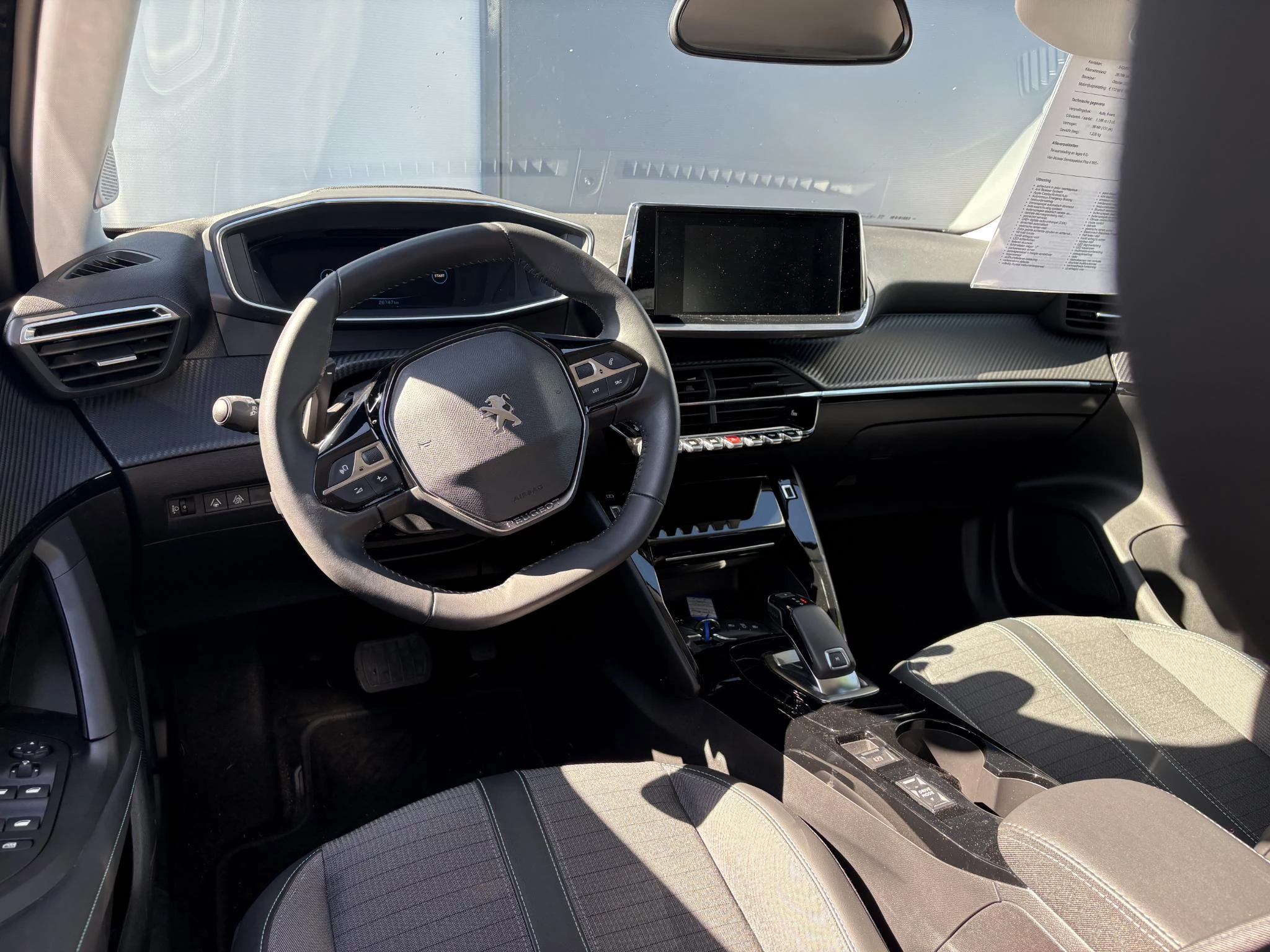 Peugeot-2008-image-10