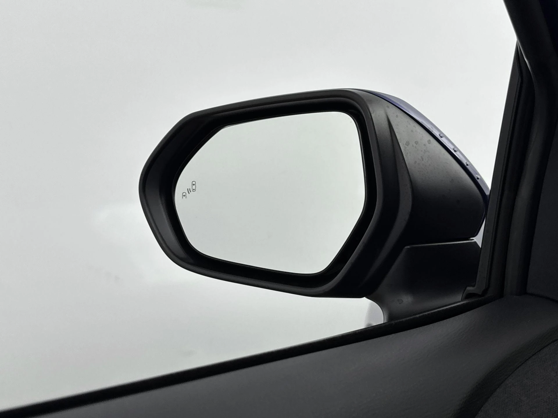 Toyota-Yaris Cross-image-17