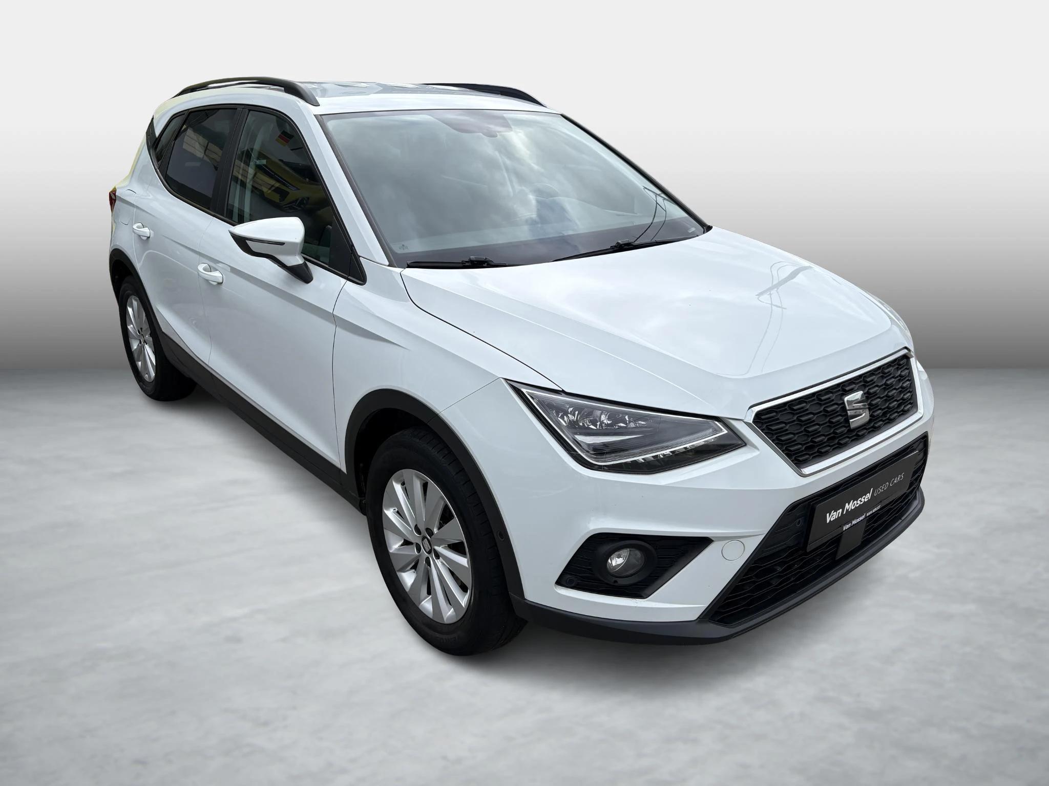 SEAT-Arona-image-6