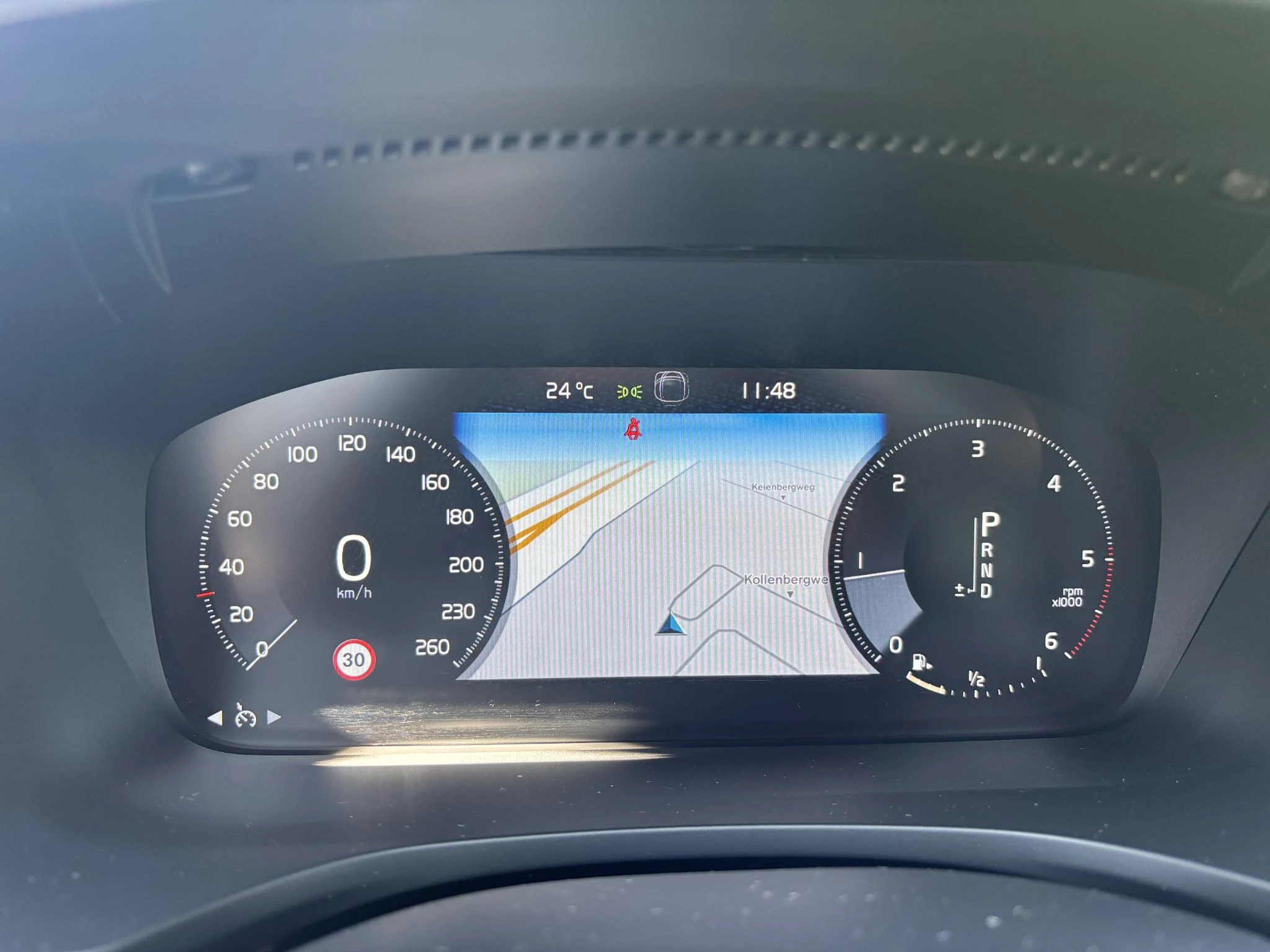 Volvo V60 D4 Momentum Pro|Leder|Panodak|Trekhaak|Aut.