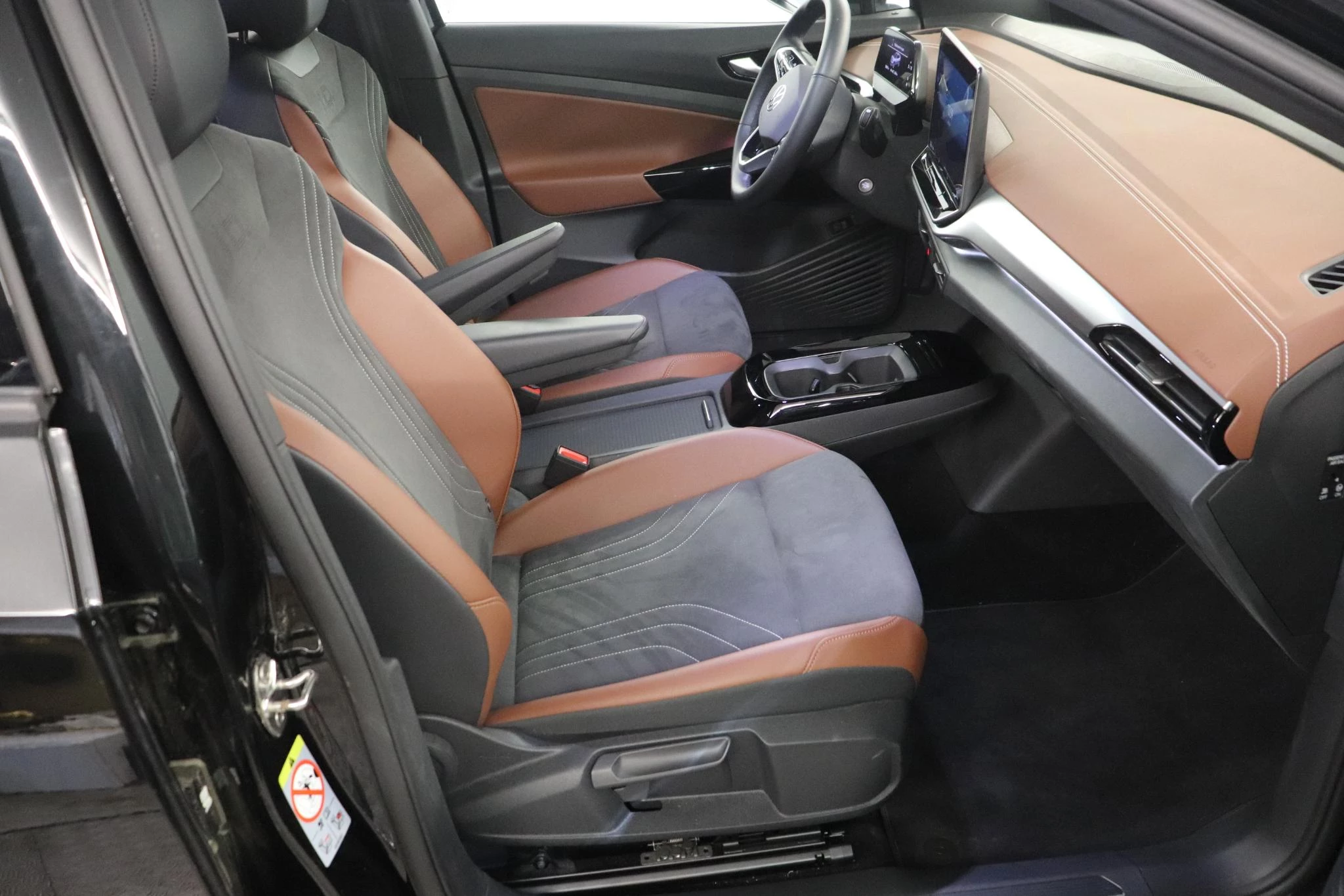 Volkswagen ID.4 77kWh 210kW Pro Business