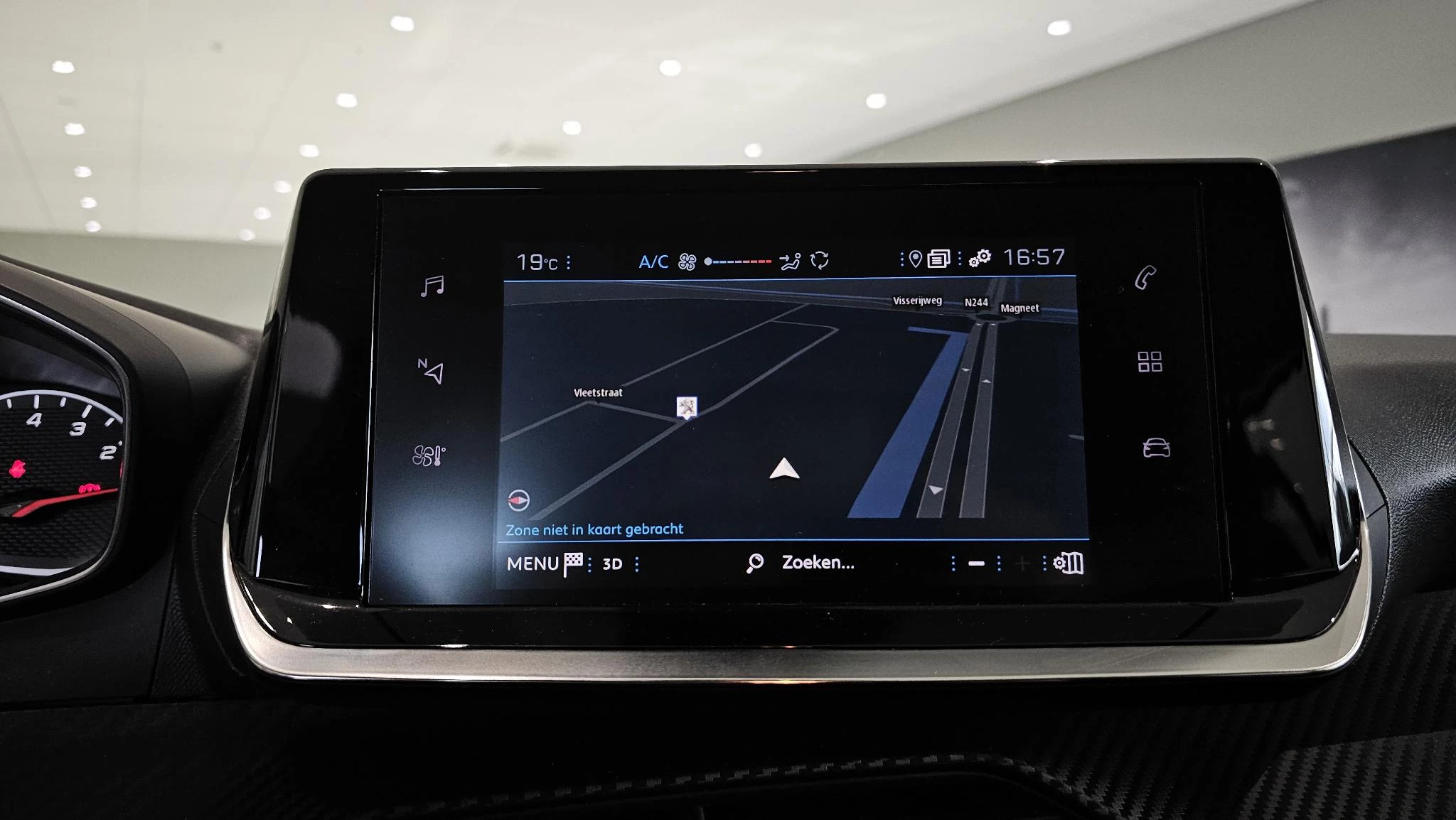 Peugeot-208-image-13