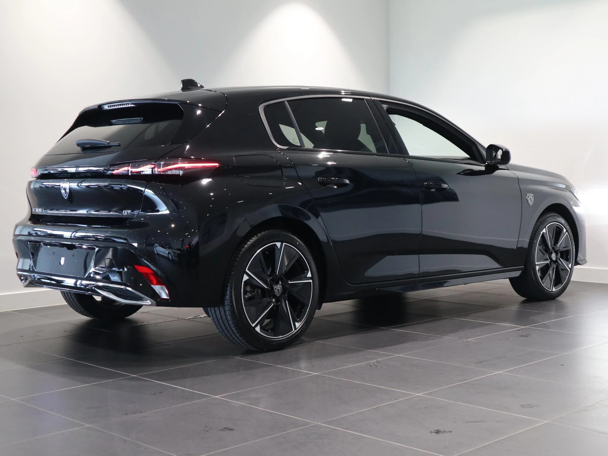 Peugeot-e-308-image-3