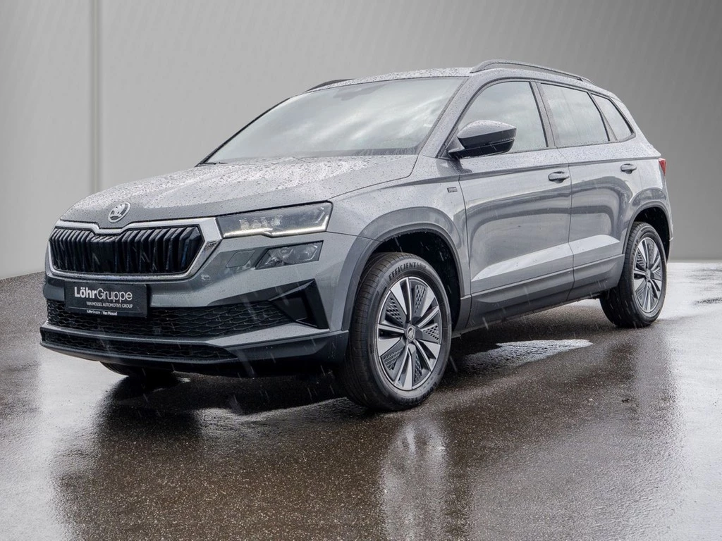 Škoda Karoq 1.5 TSI DSG Tour Matrix, AHK, Navi