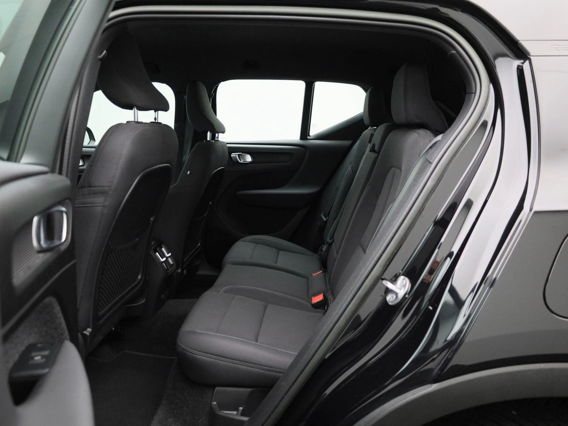 Volvo-XC40-image-9