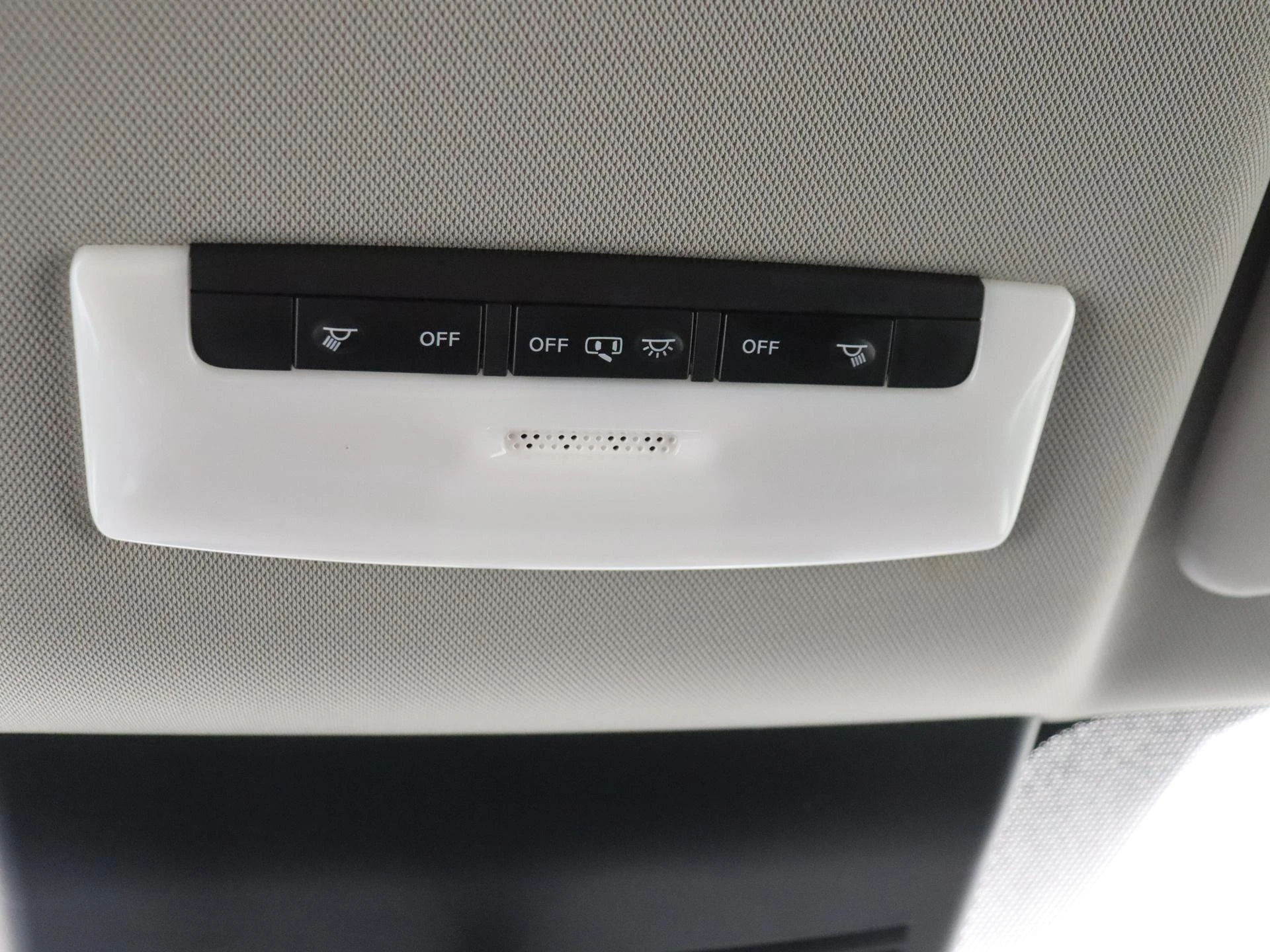 Nissan-Leaf-image-22