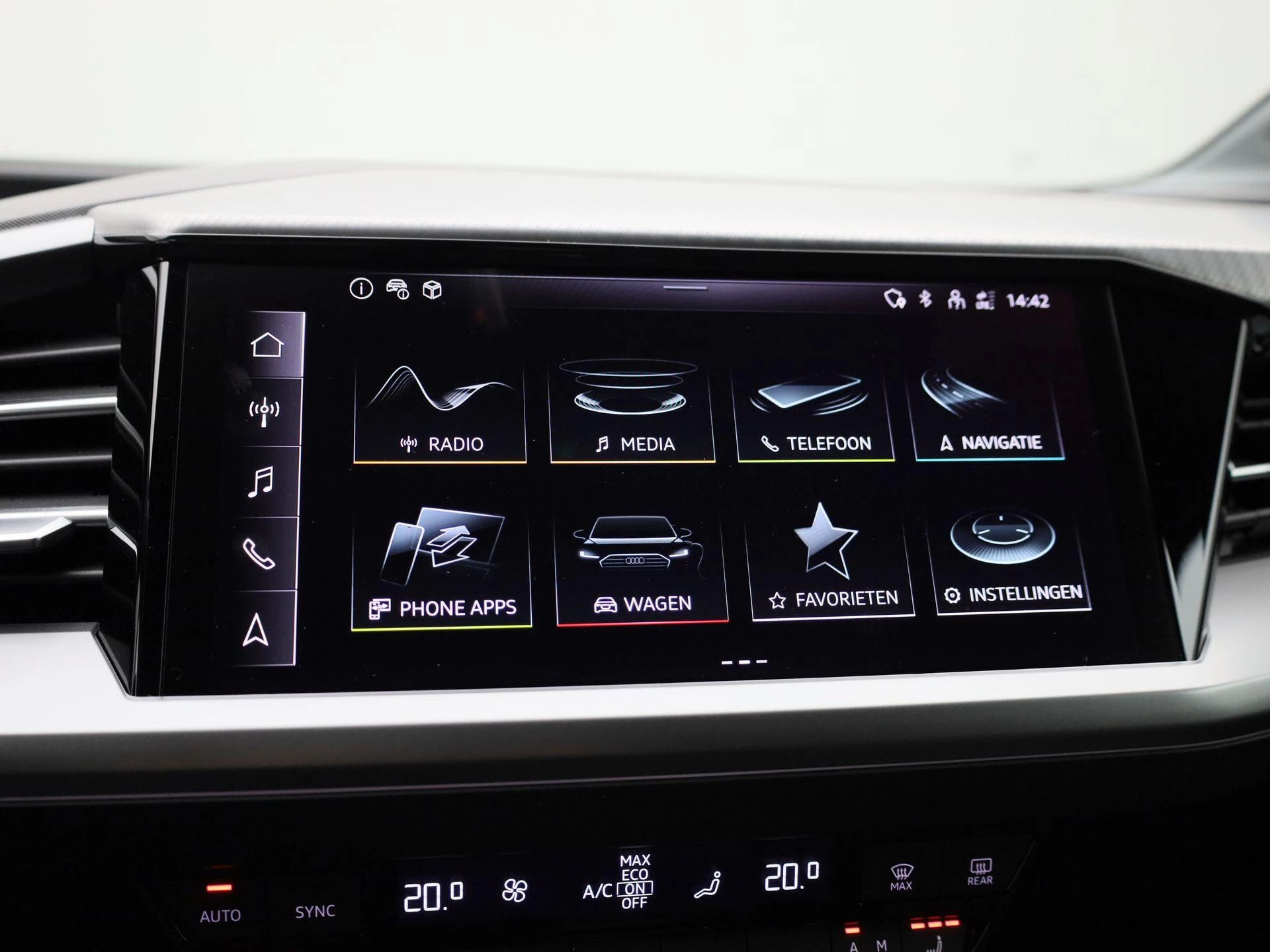 Audi-Q4 e-tron-image-27