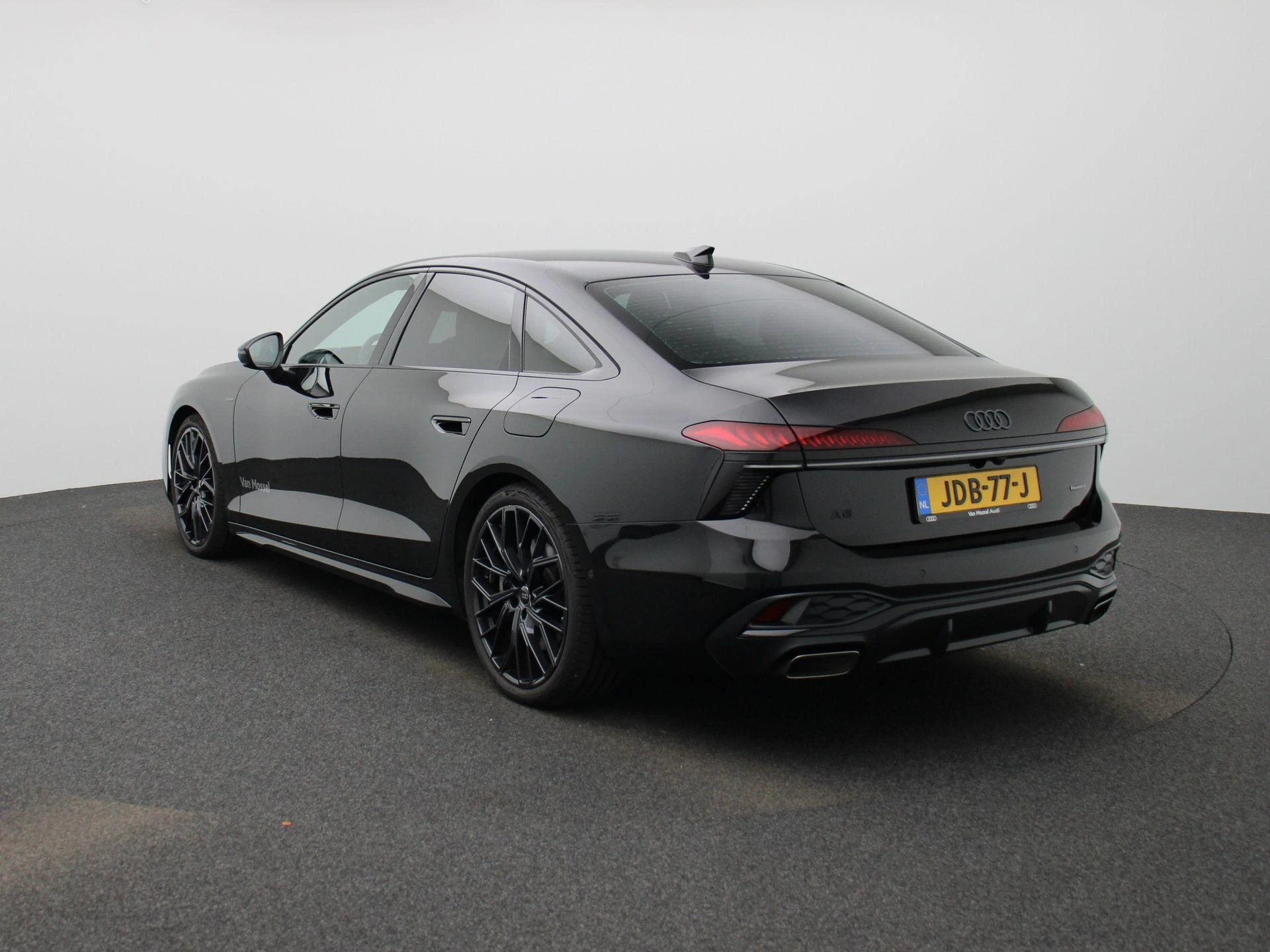 Audi-A6-image-1