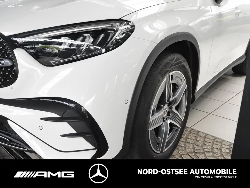 Mercedes-Benz GLC 300 d AMG 4M AHK DISTRONIC MBUX TOTWINKEL AMG Line