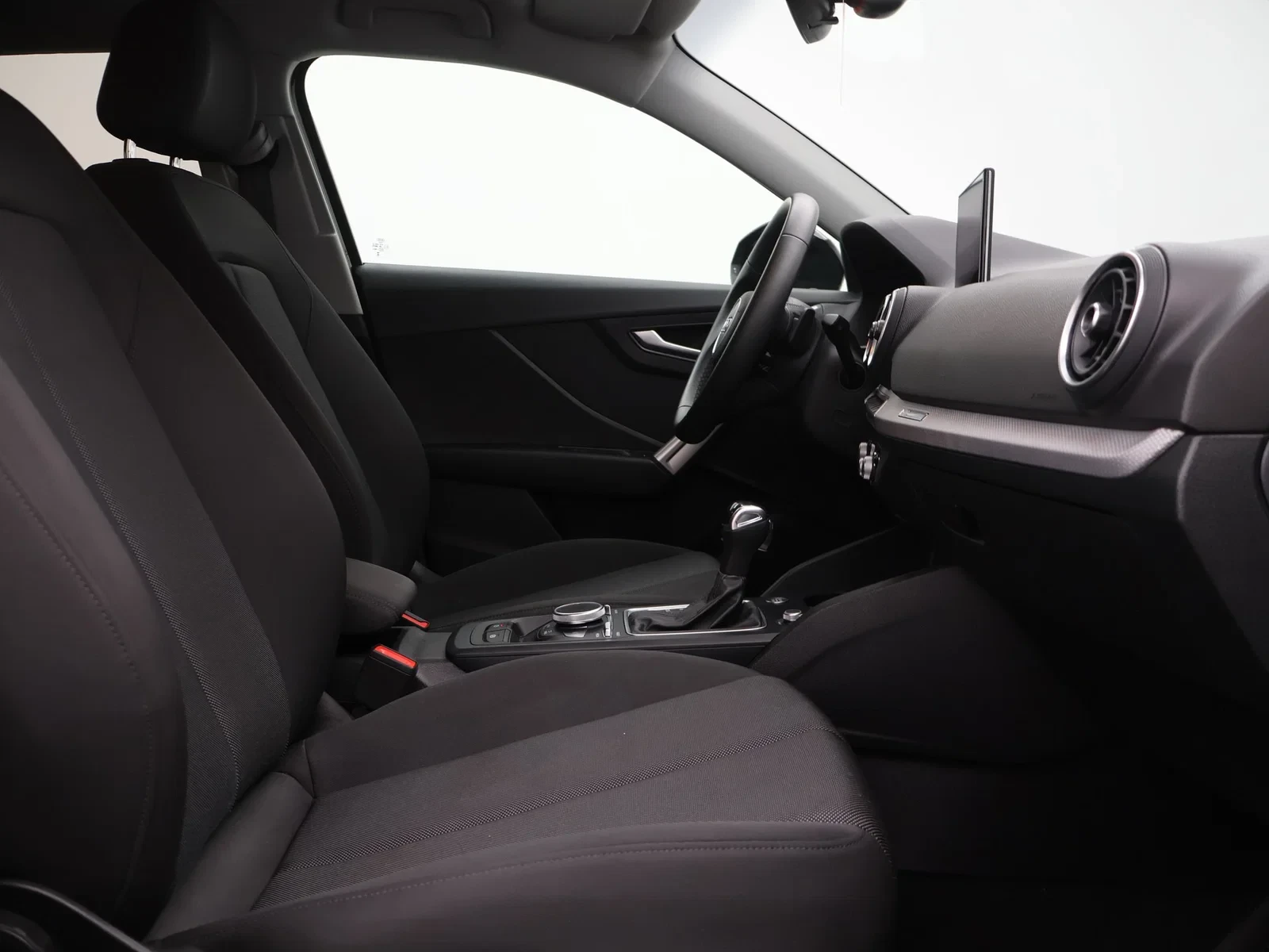 Audi-Q2-image-8