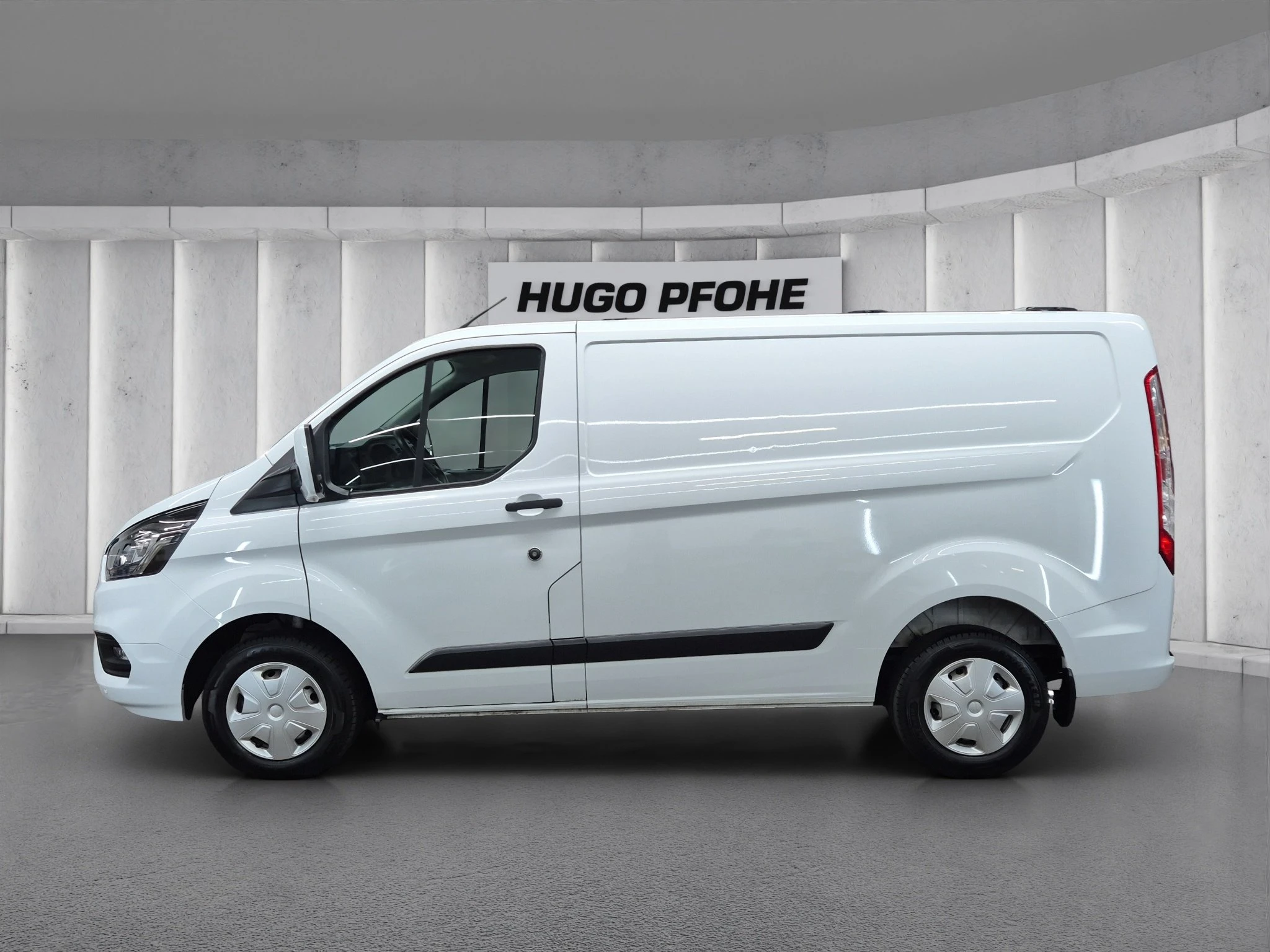 Ford-Transit Custom-image-1