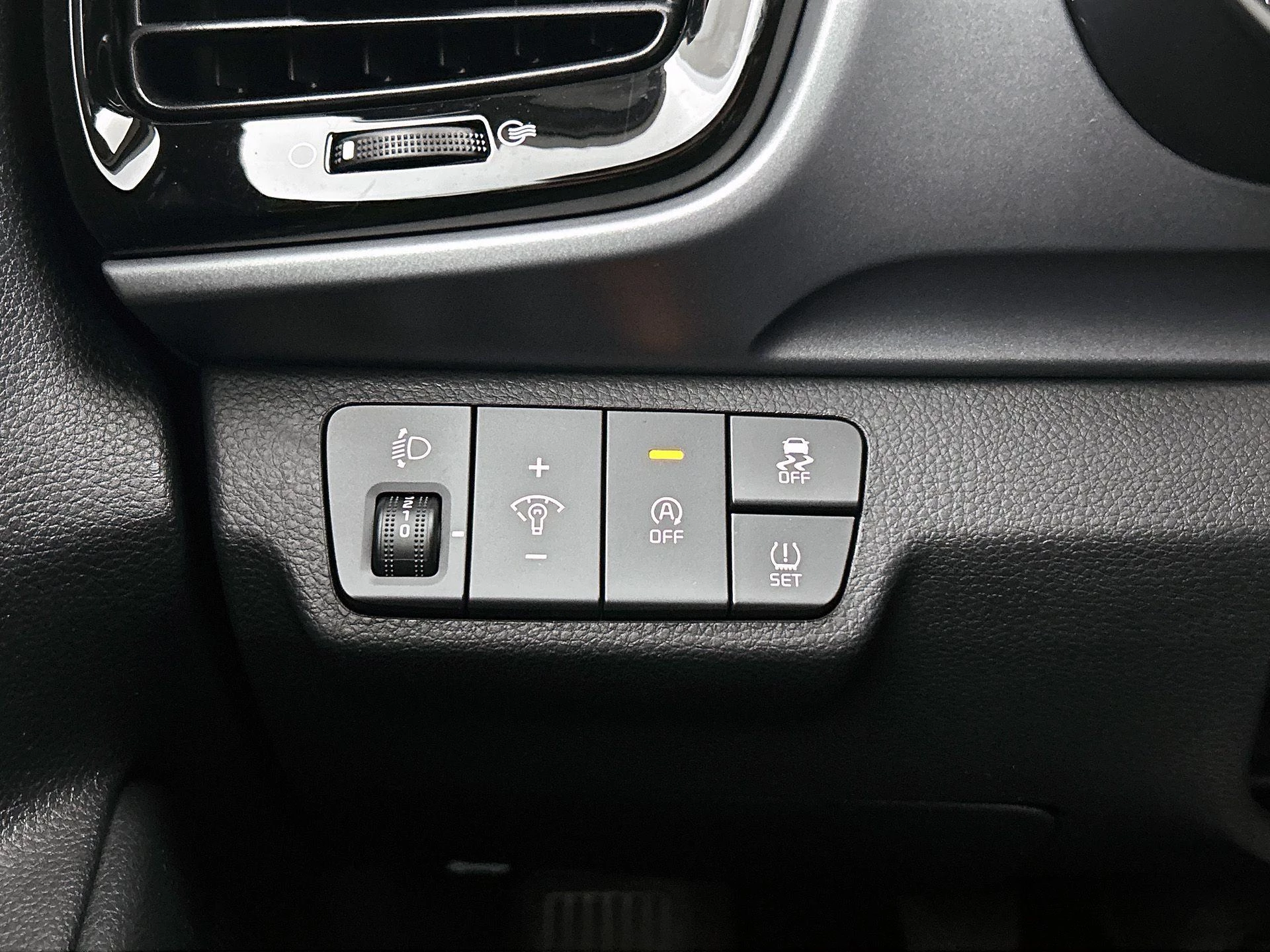 Kia-Stonic-image-25
