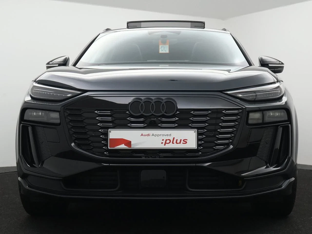 Audi-Q6 e-tron-image-3