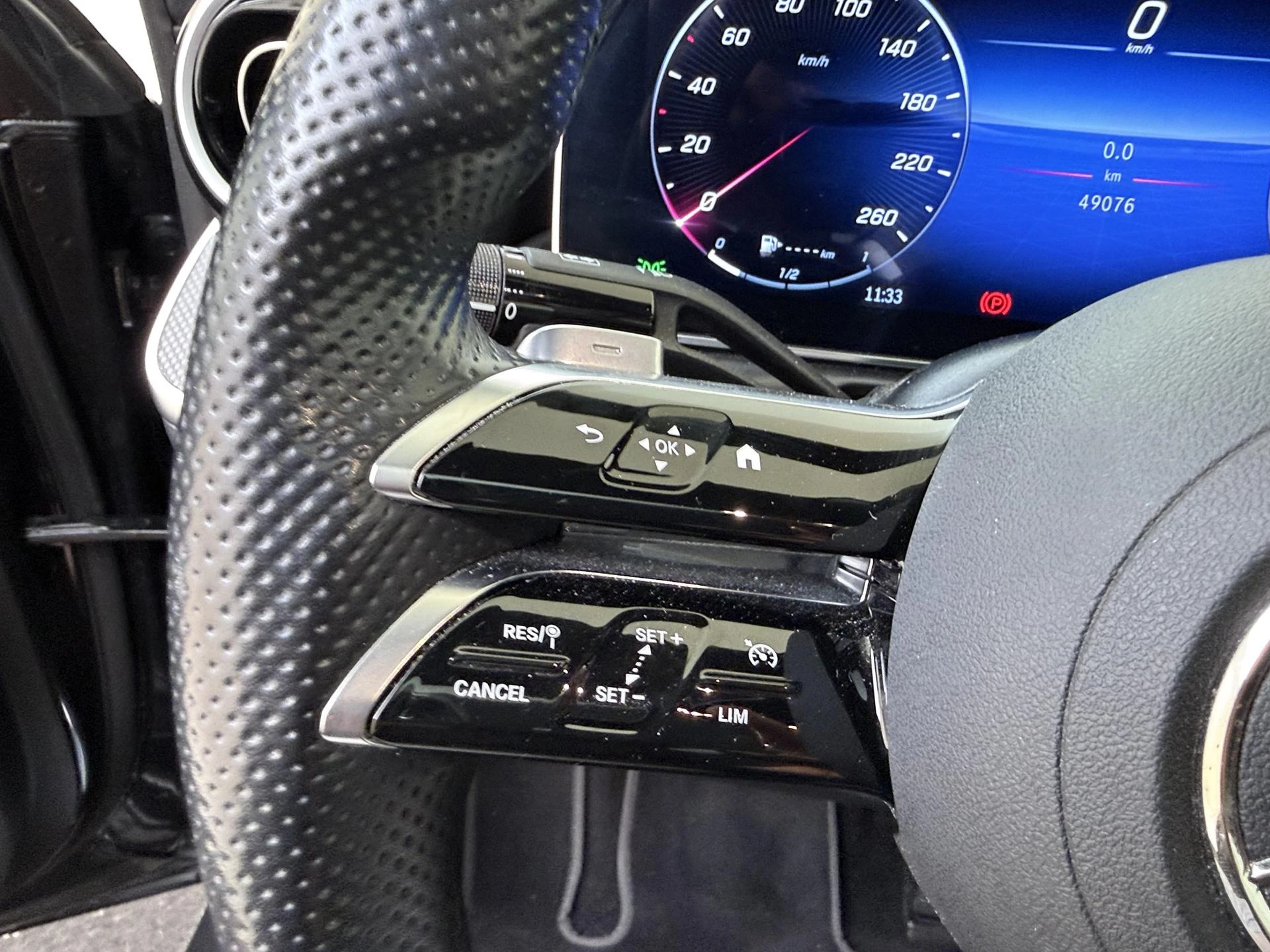 Mercedes-Benz-C-Klasse-image-11