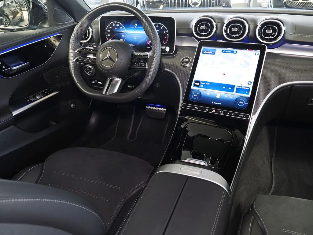 Mercedes-Benz-C-Klasse 200-image-10