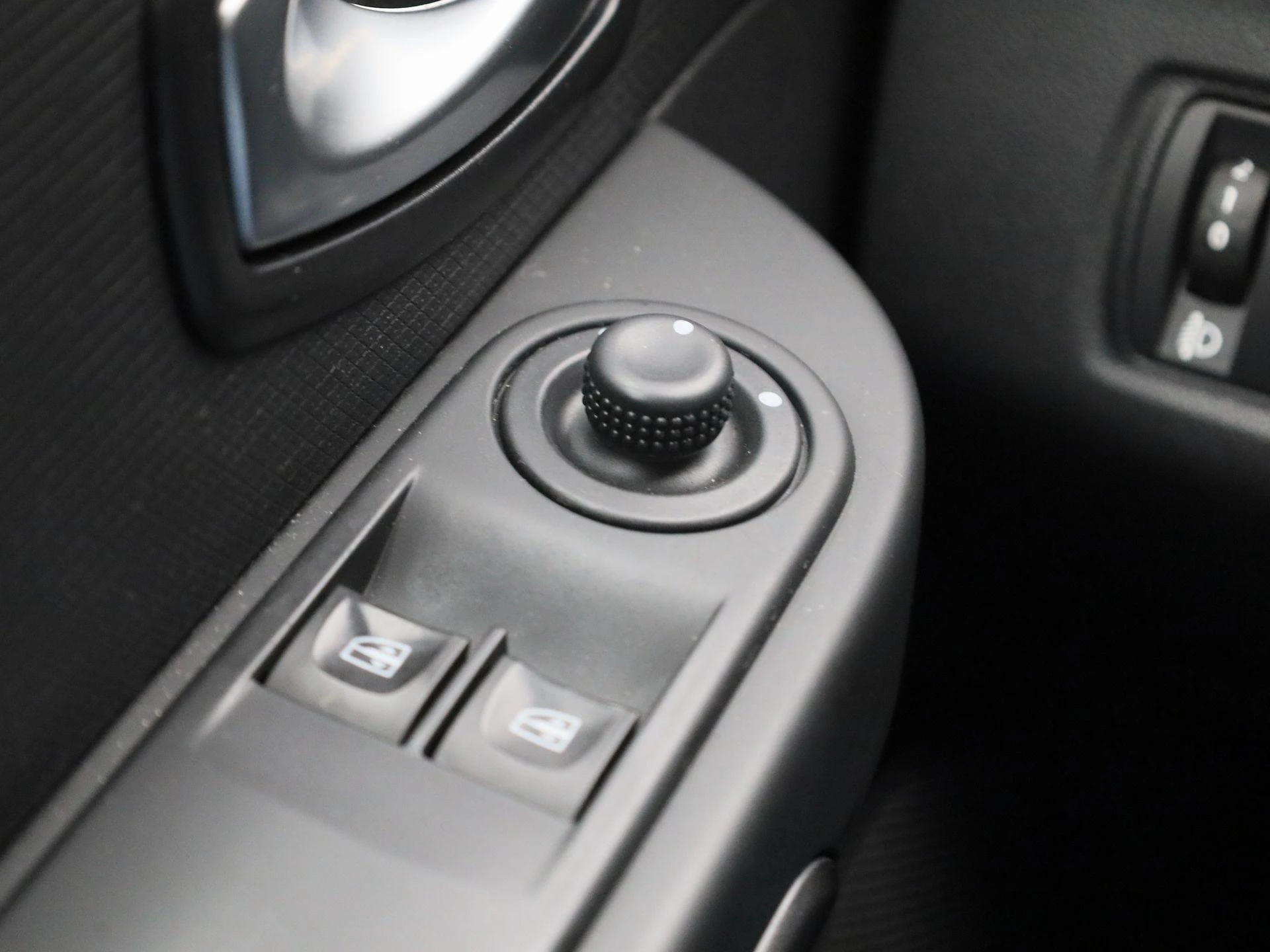 Renault-Clio-image-27