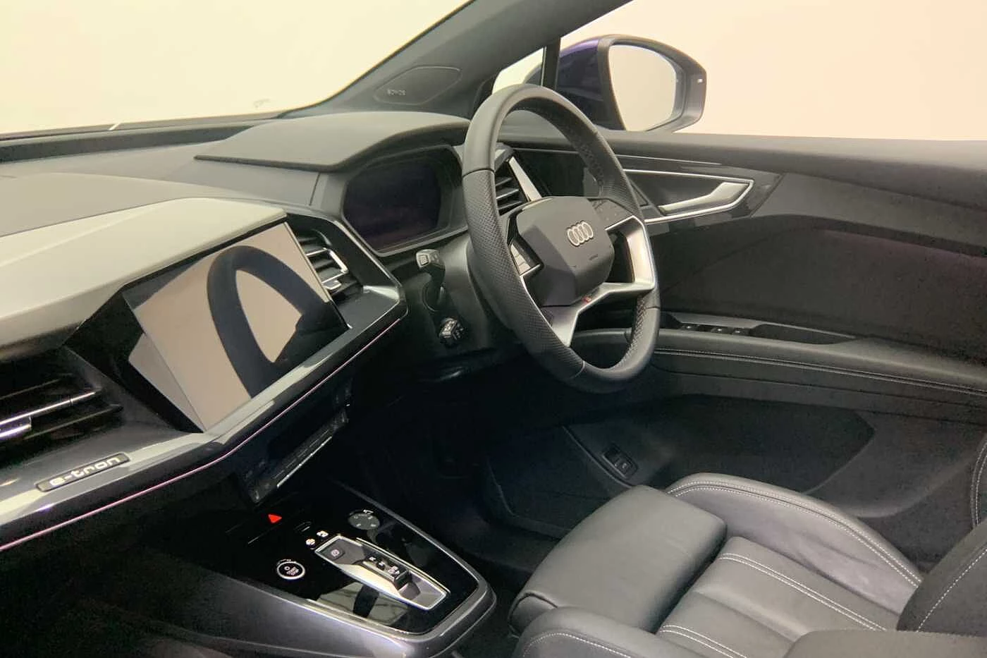 Audi-Q4 Sportback e-tron-image-1