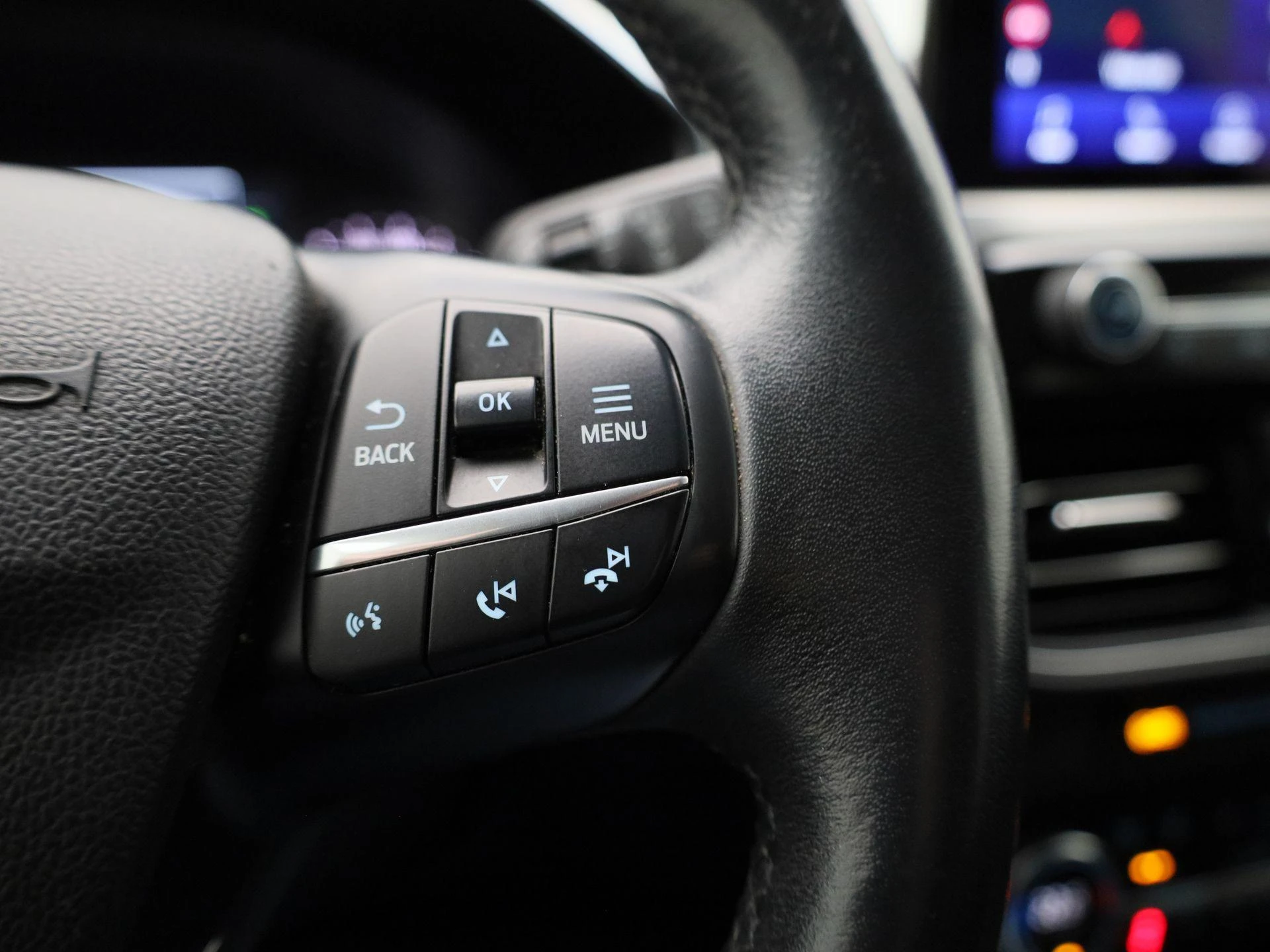 Ford-Kuga-image-19