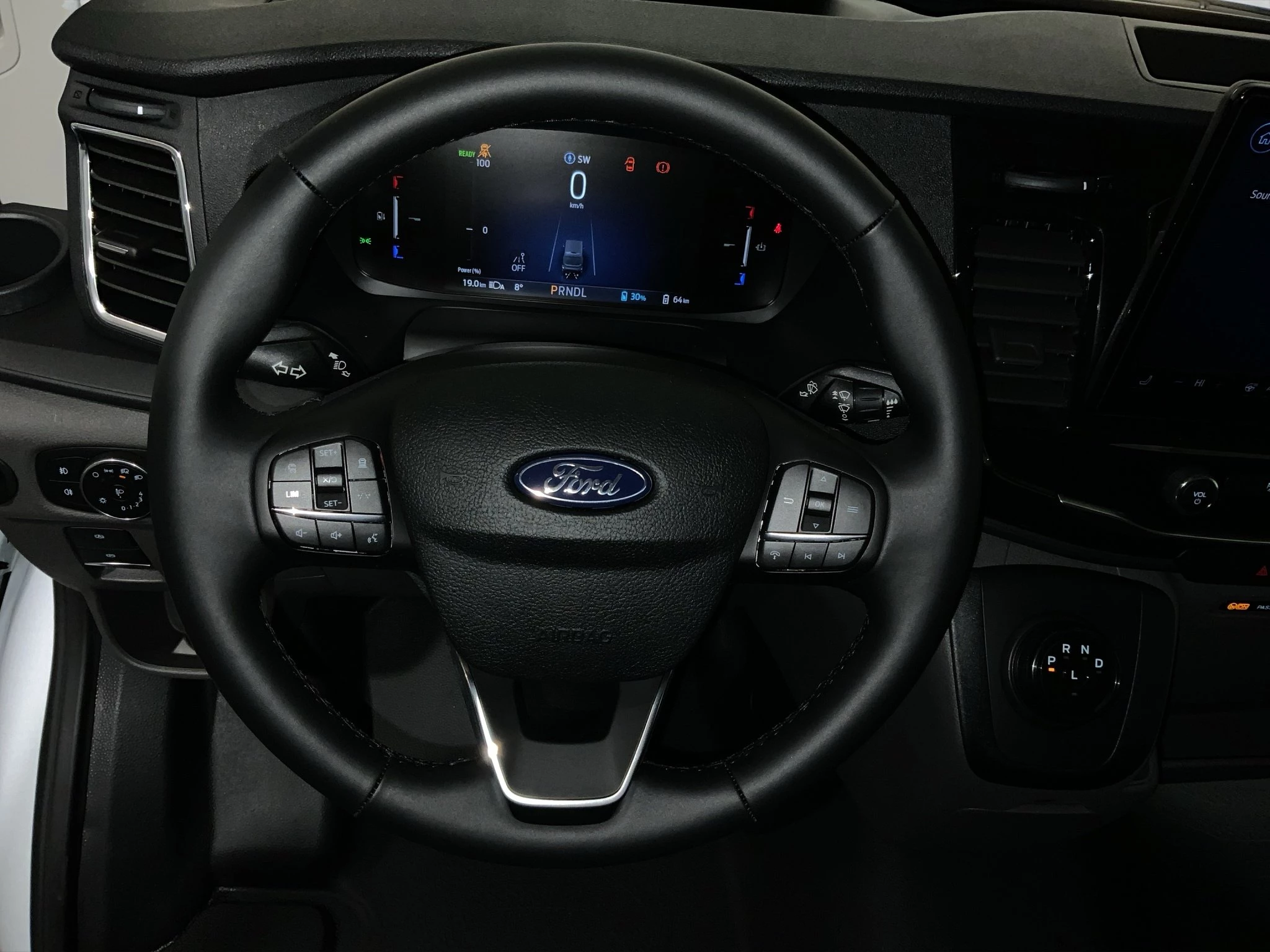 Ford-Transit-image-11