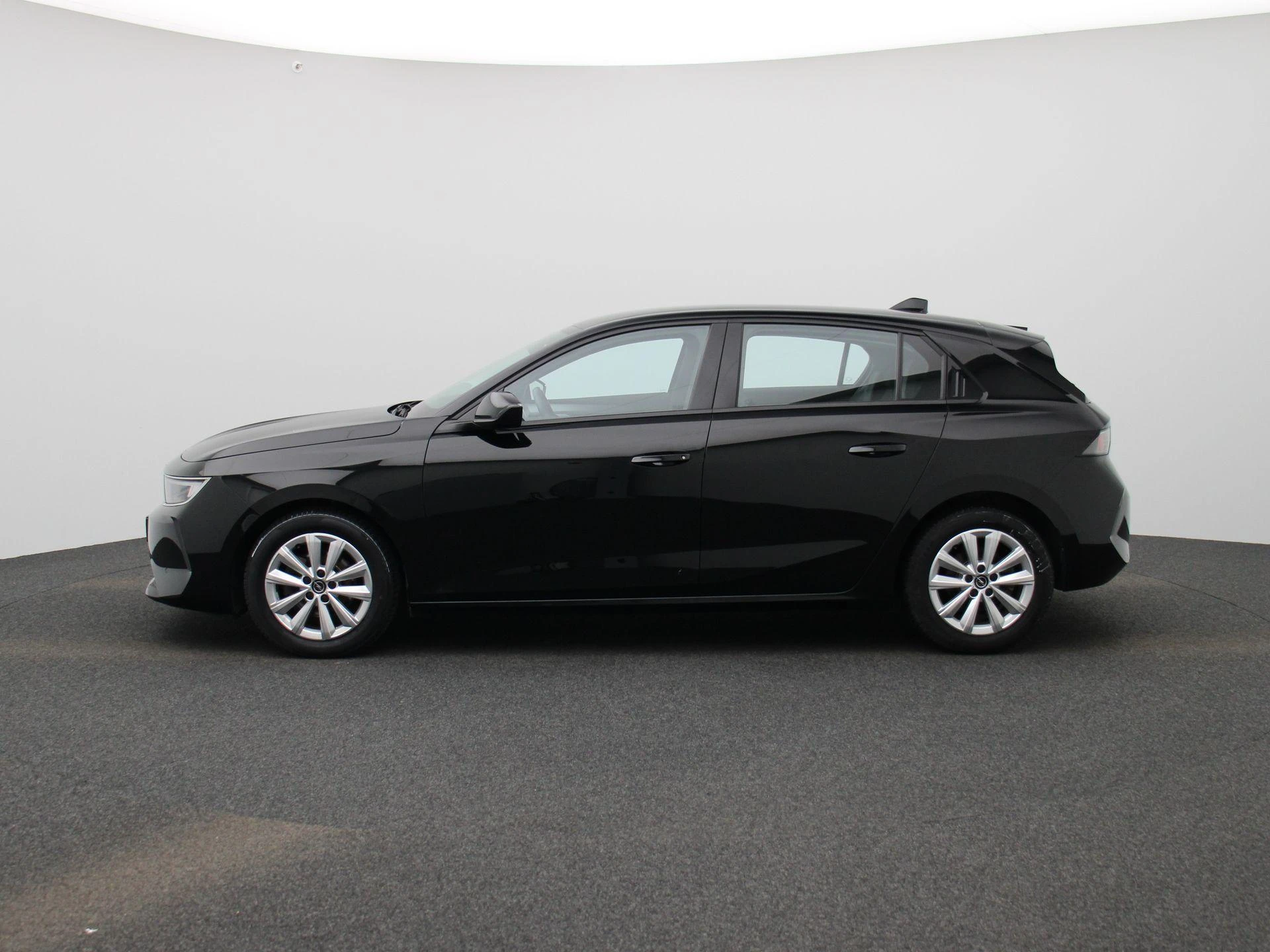 Opel-Astra-image-3
