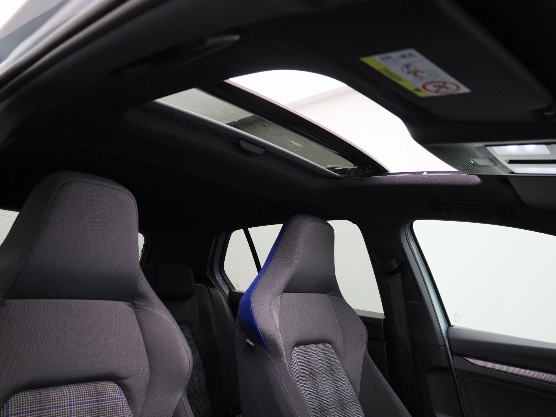 Volkswagen Golf 1.5 eHybrid GTE 272 PK|