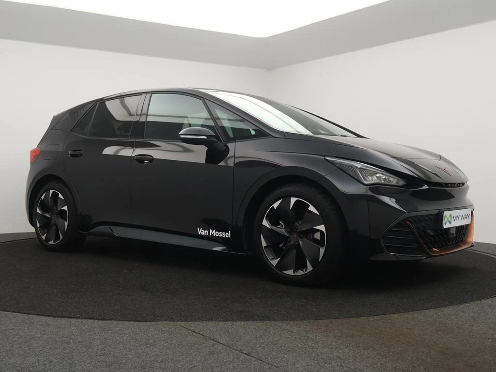 CUPRA Born Born Business 204pk 59kWh * DEMO *