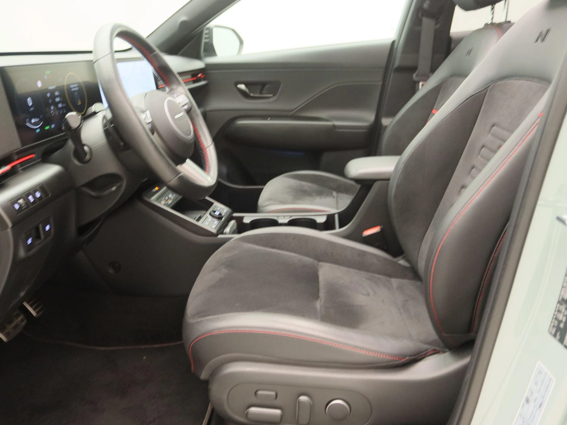 Hyundai-Kona-image-12