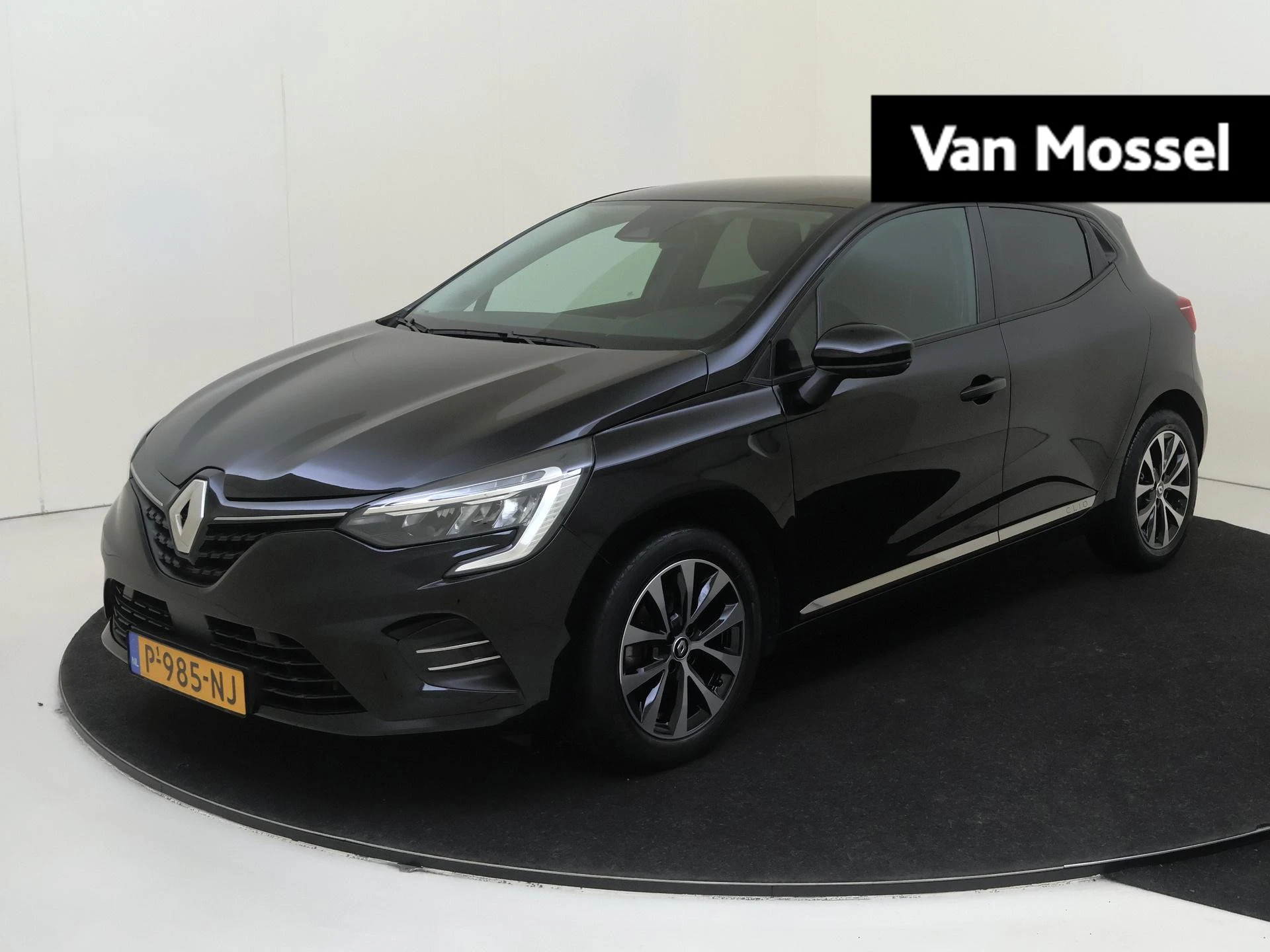 Renault-Clio-image-0