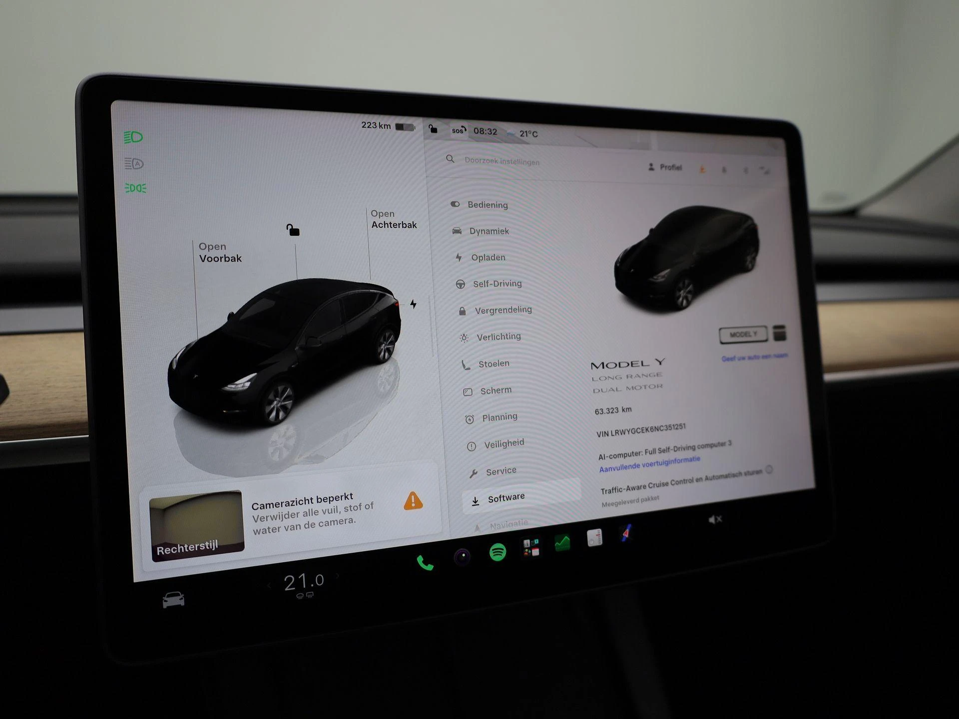 Tesla-Model Y-image-17