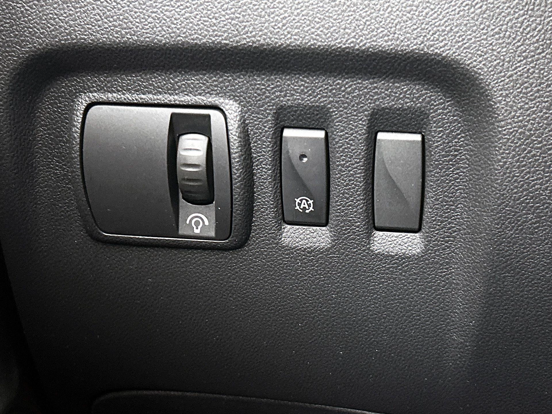 Renault-Captur-image-15
