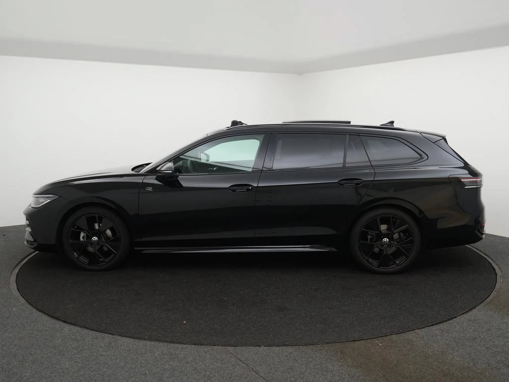 Volkswagen-Passat-image-3