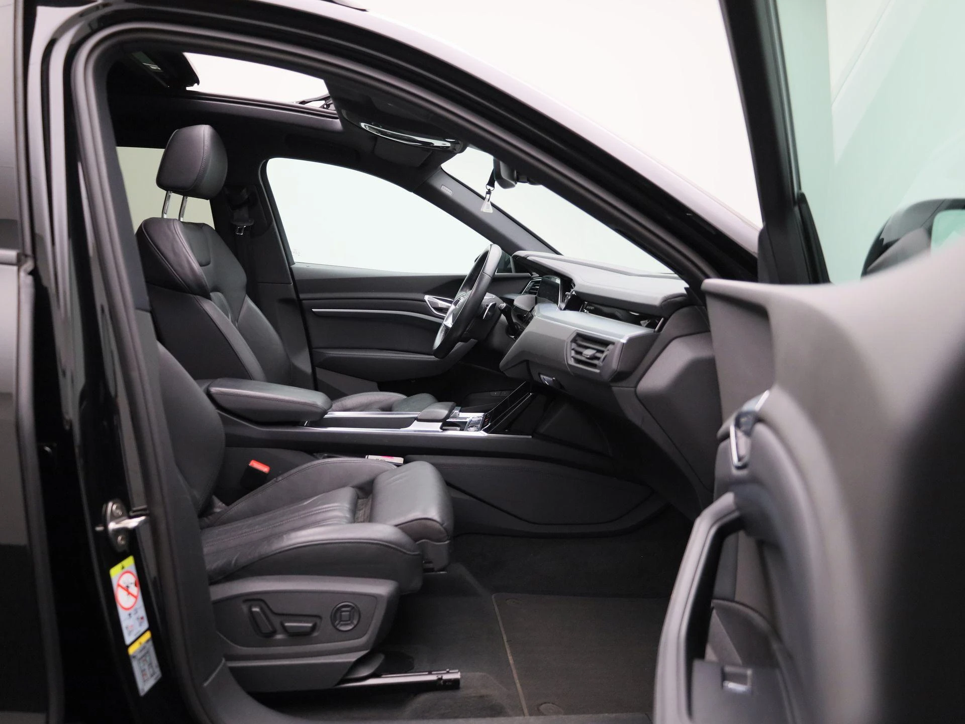 Audi-e-tron-image-46
