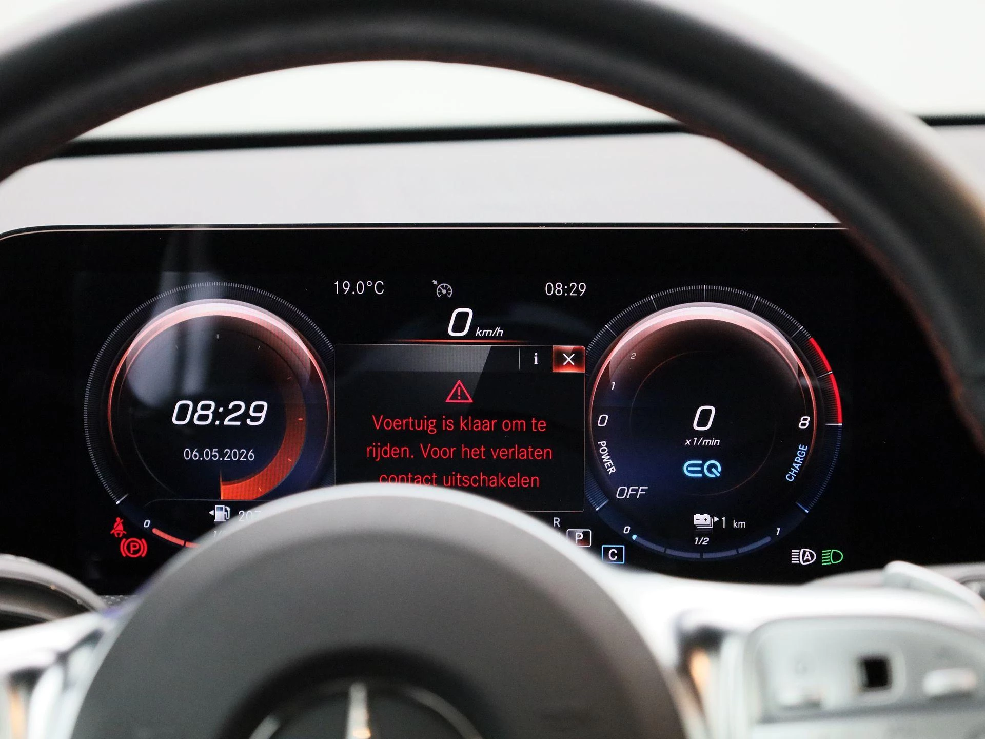 Mercedes-Benz-CLA-image-7
