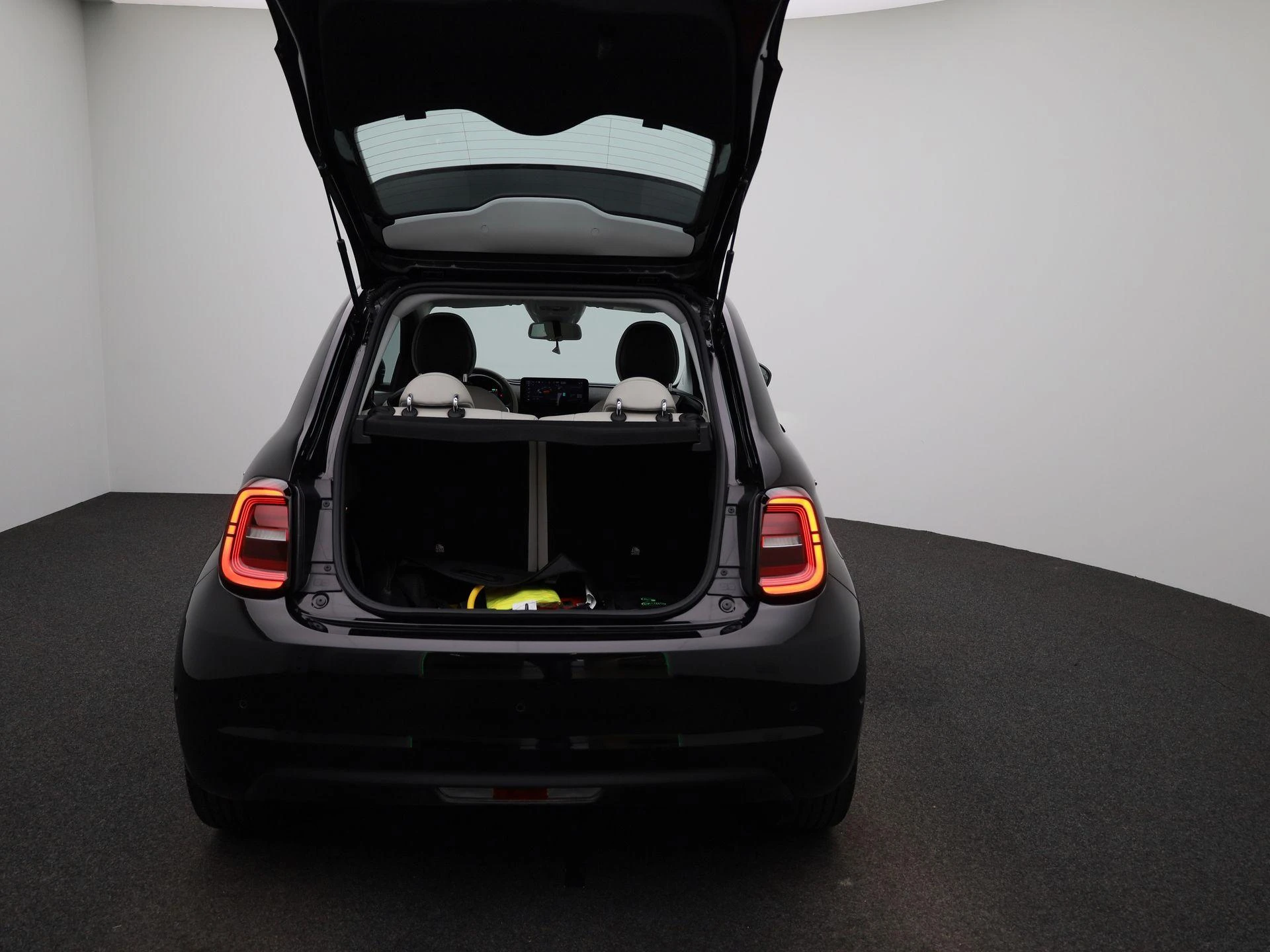 Fiat-500e-image-10