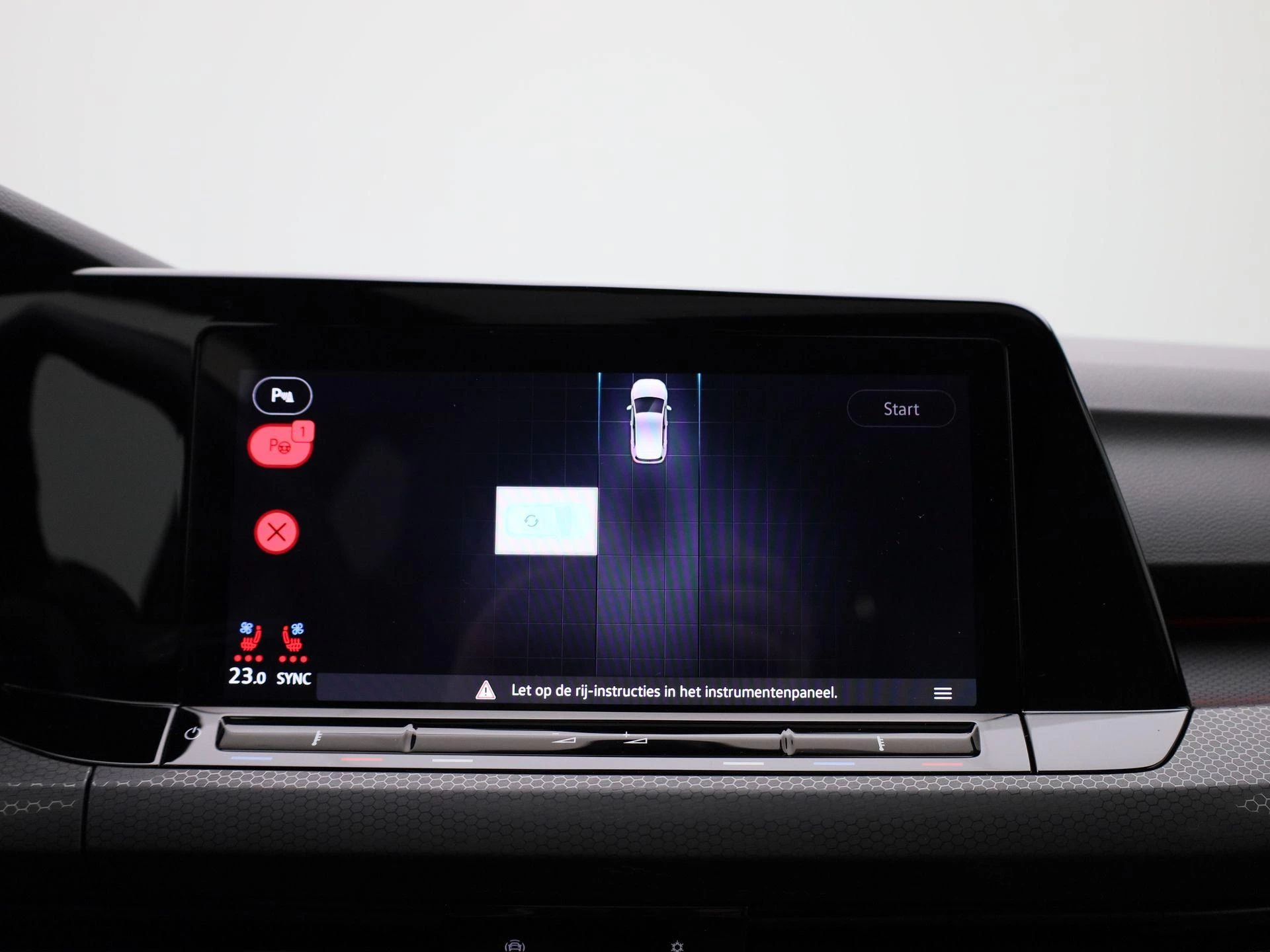 Volkswagen-Golf-image-26