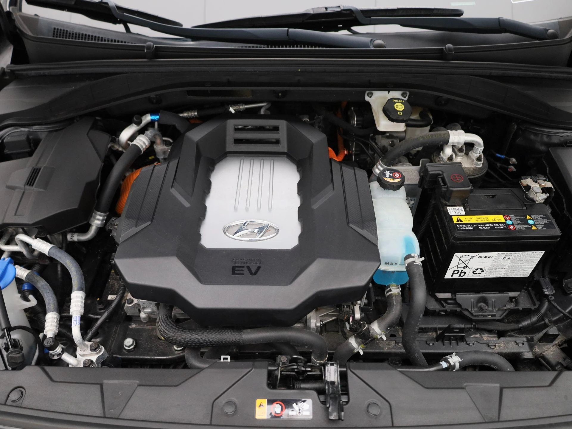 Hyundai-IONIQ-image-35
