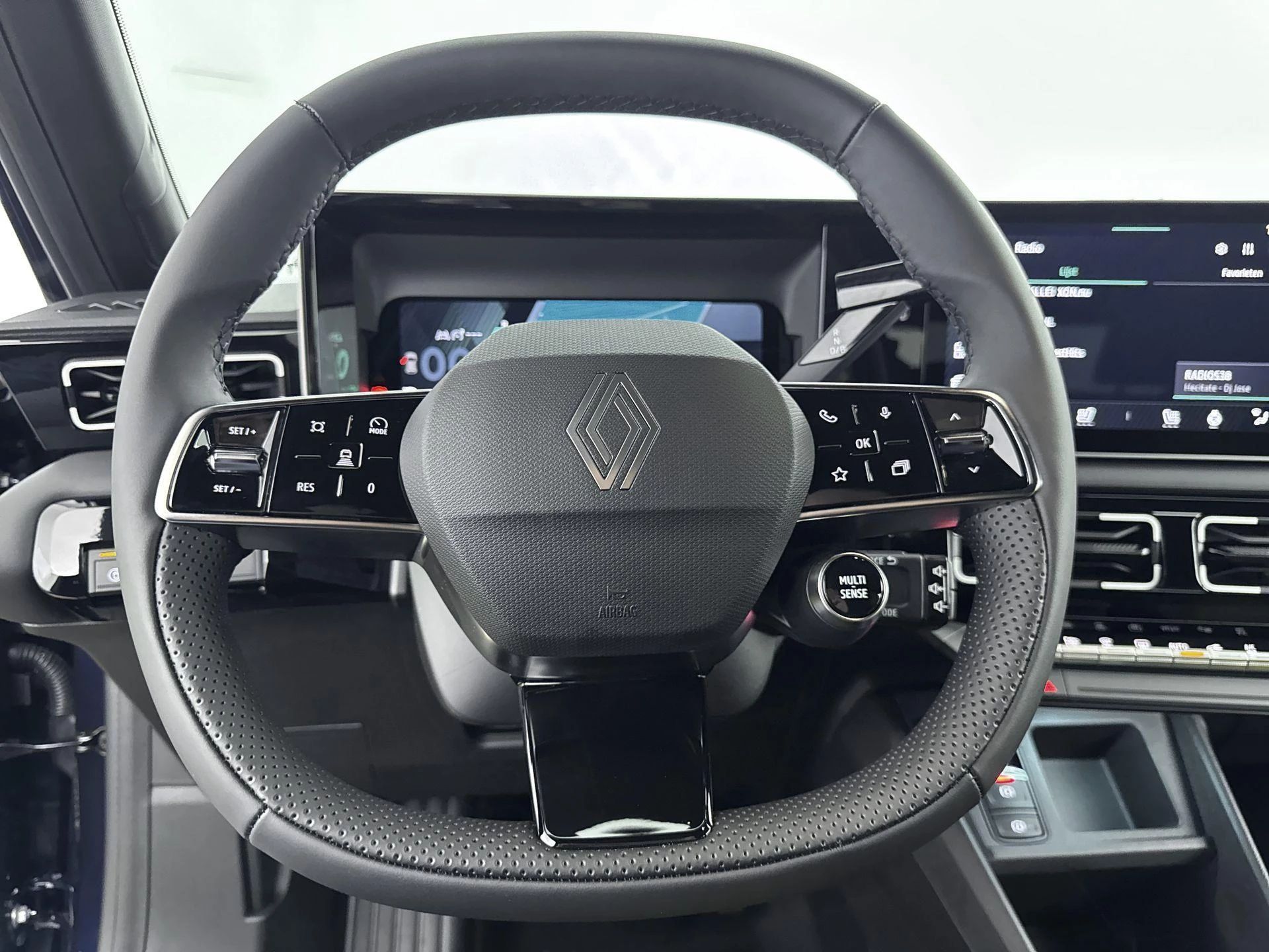 Renault-5-image-9