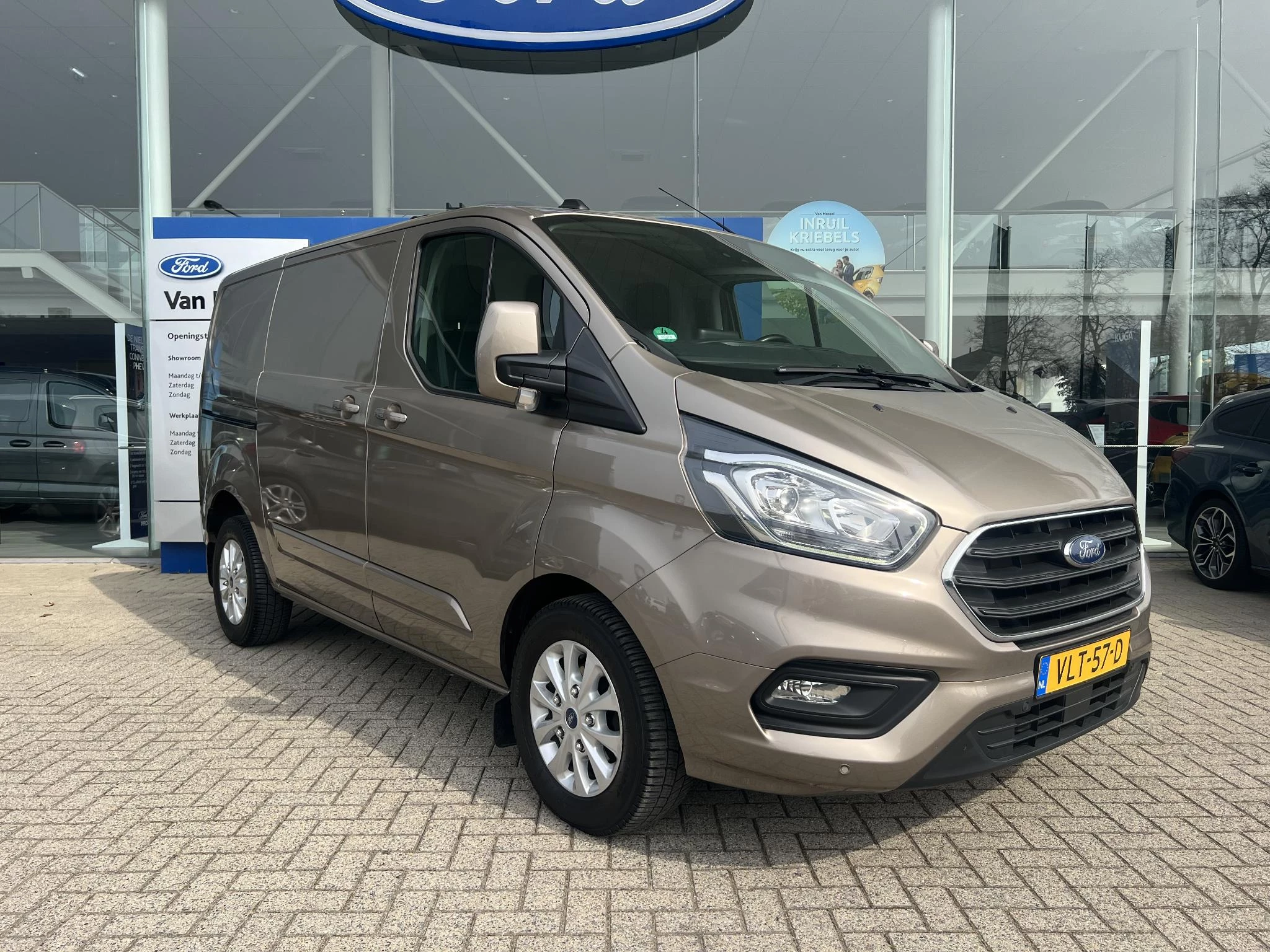 Ford-Transit Custom-image-6