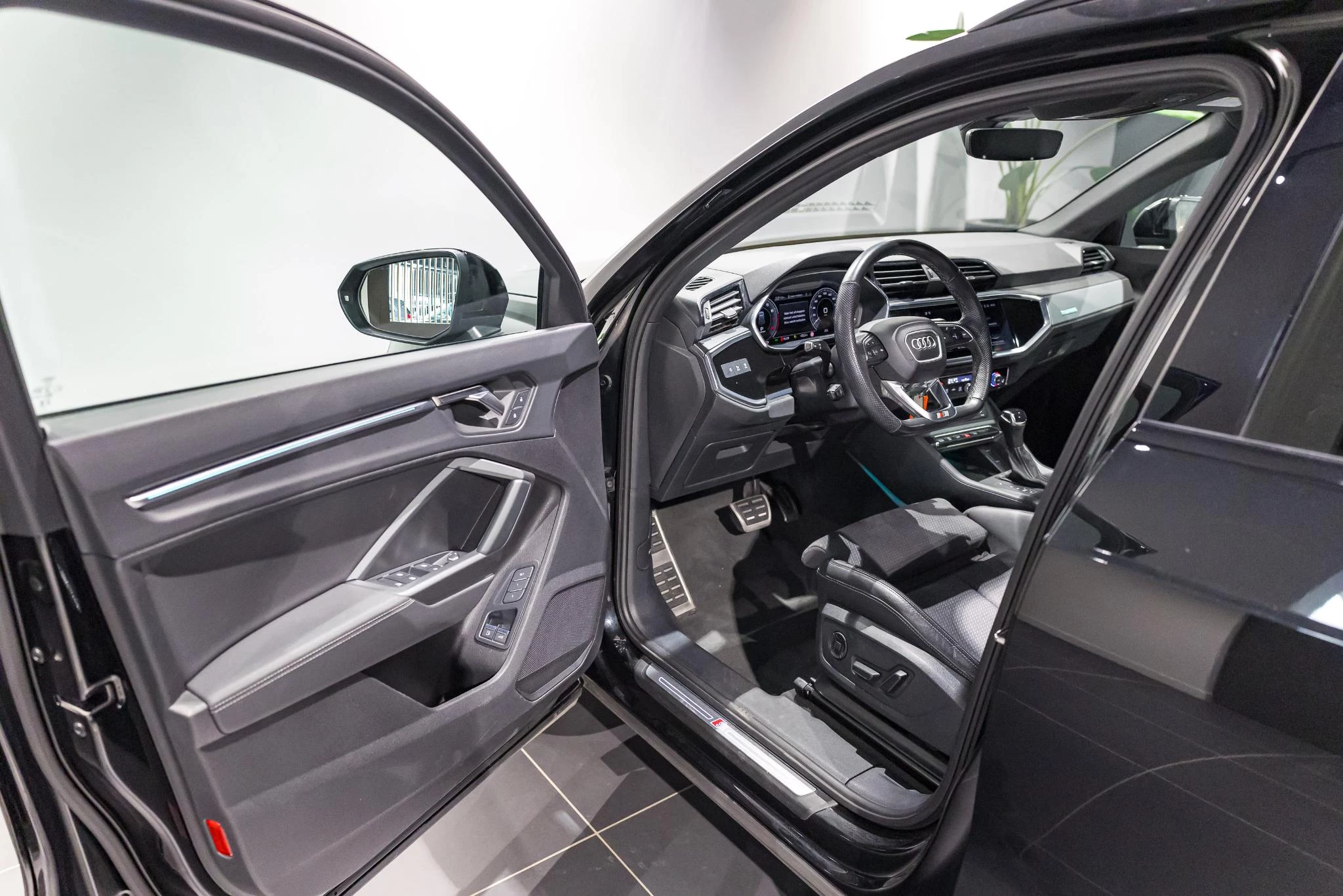 Audi Q3 45 TFSI e S tronic 3x S Line