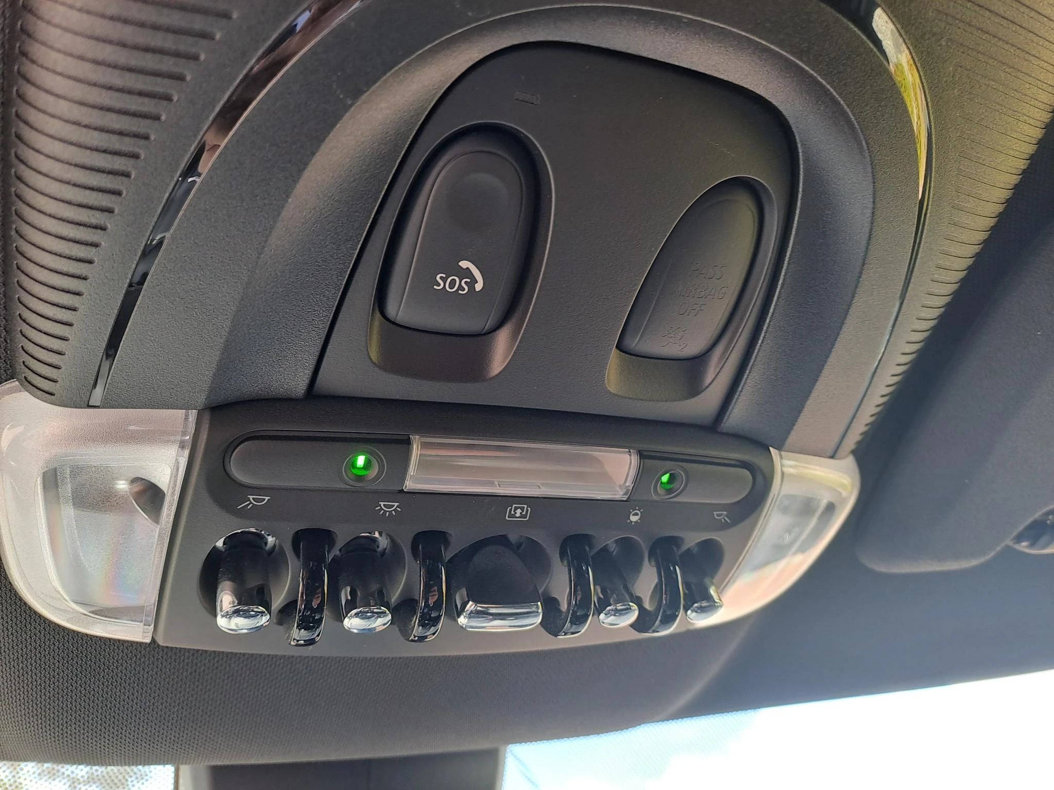 MINI-Countryman-image-18