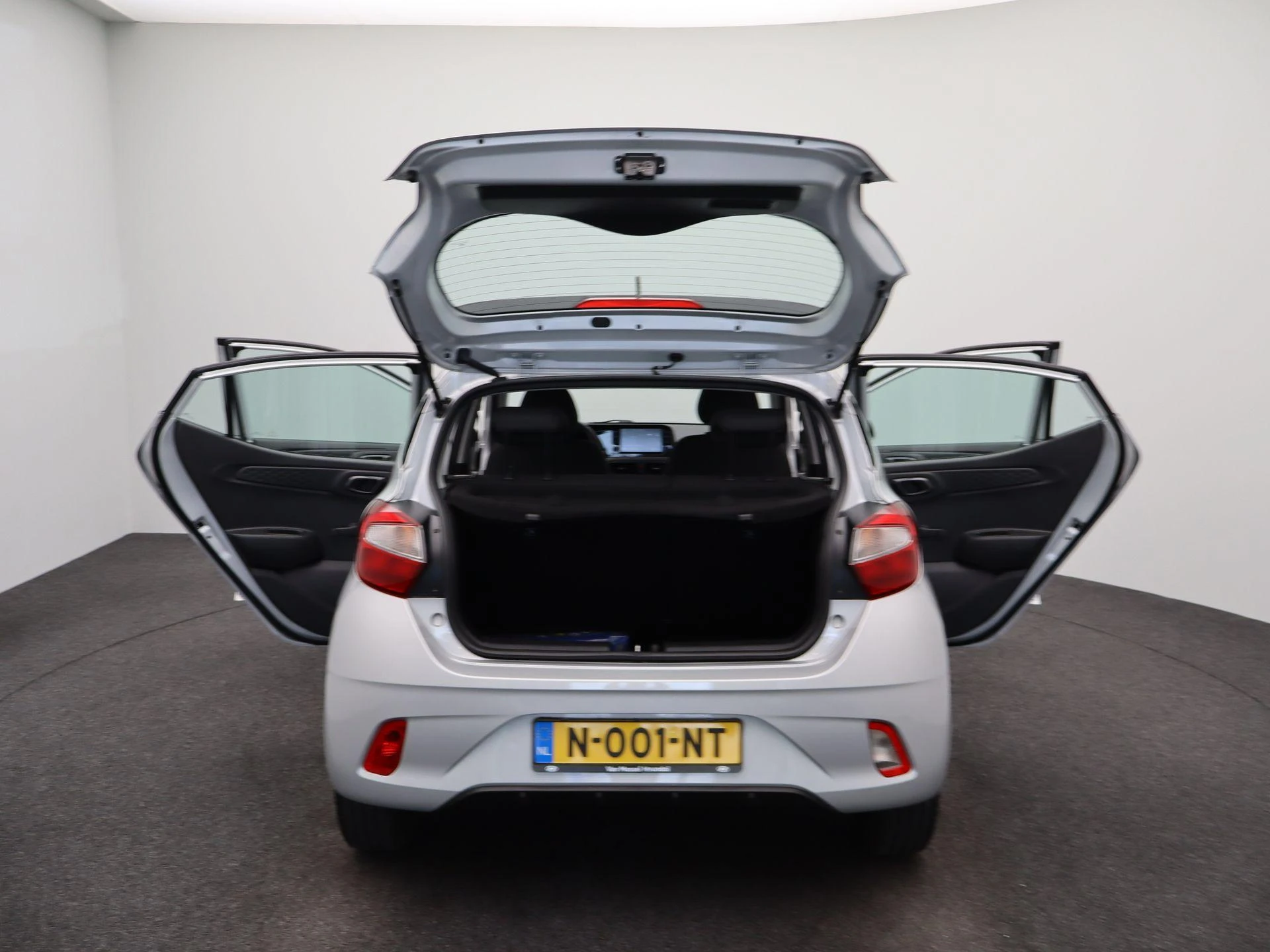 Hyundai-i10-image-13