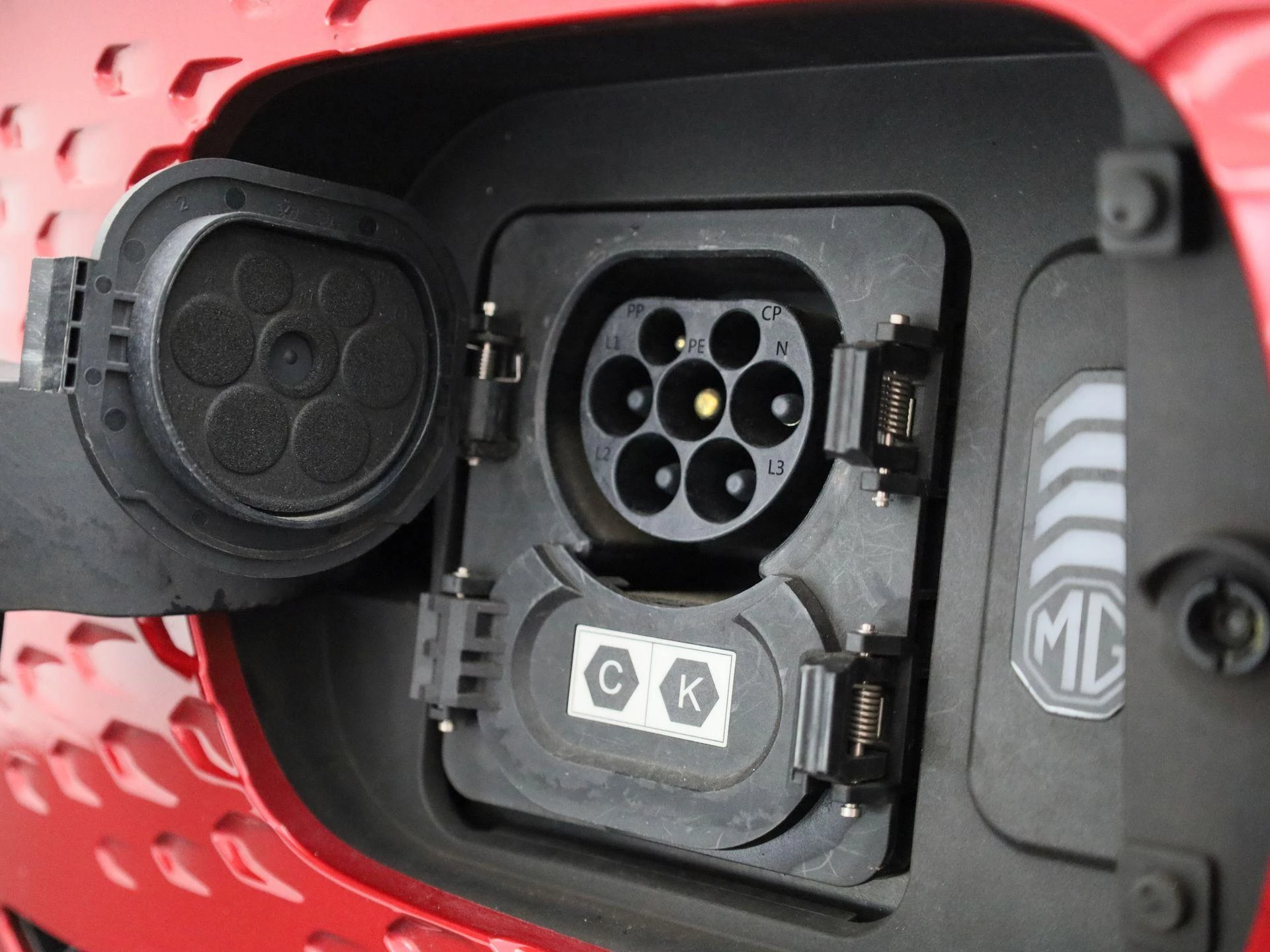 MG-ZS EV-image-31