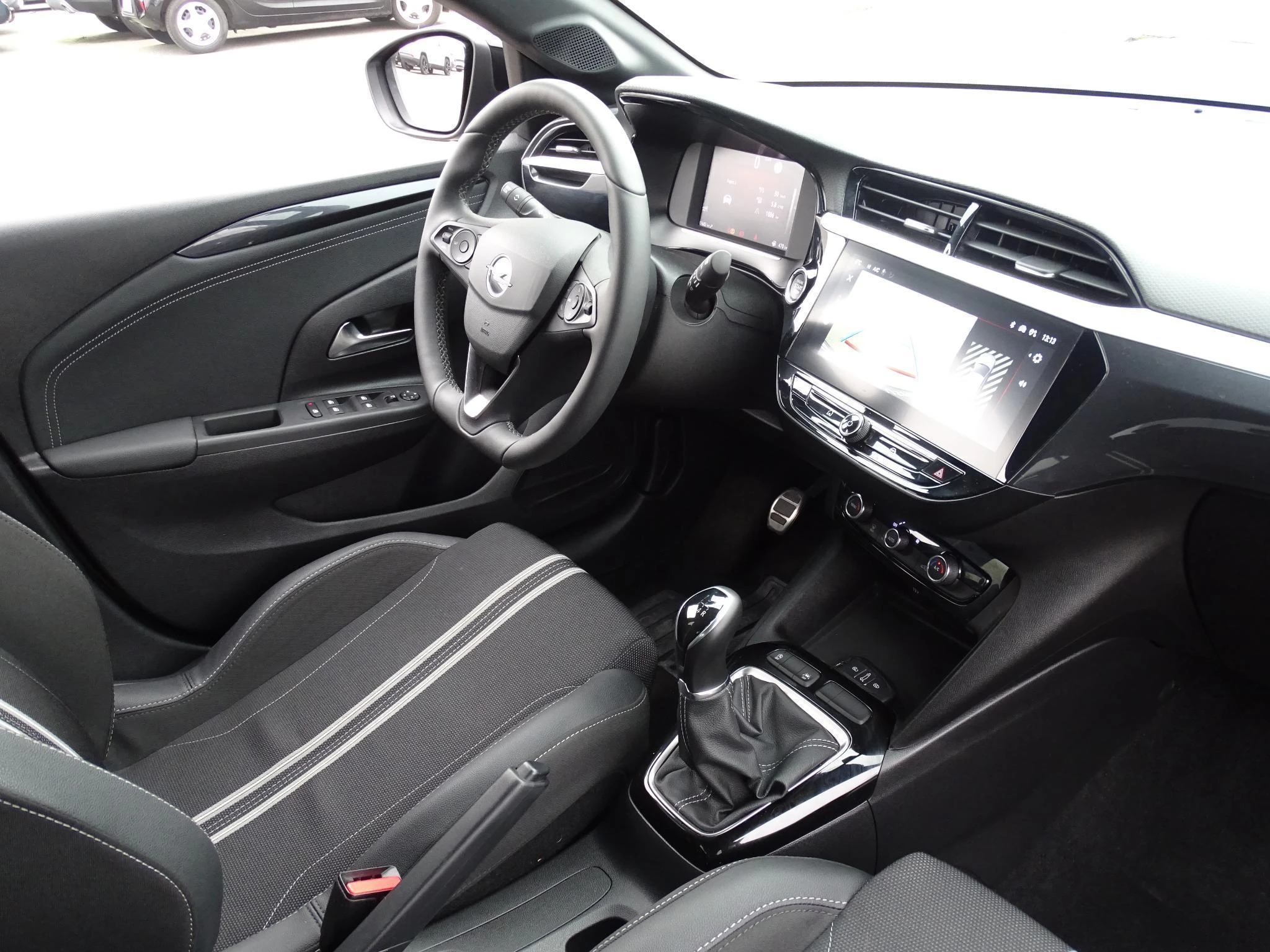 Opel-Corsa-image-12